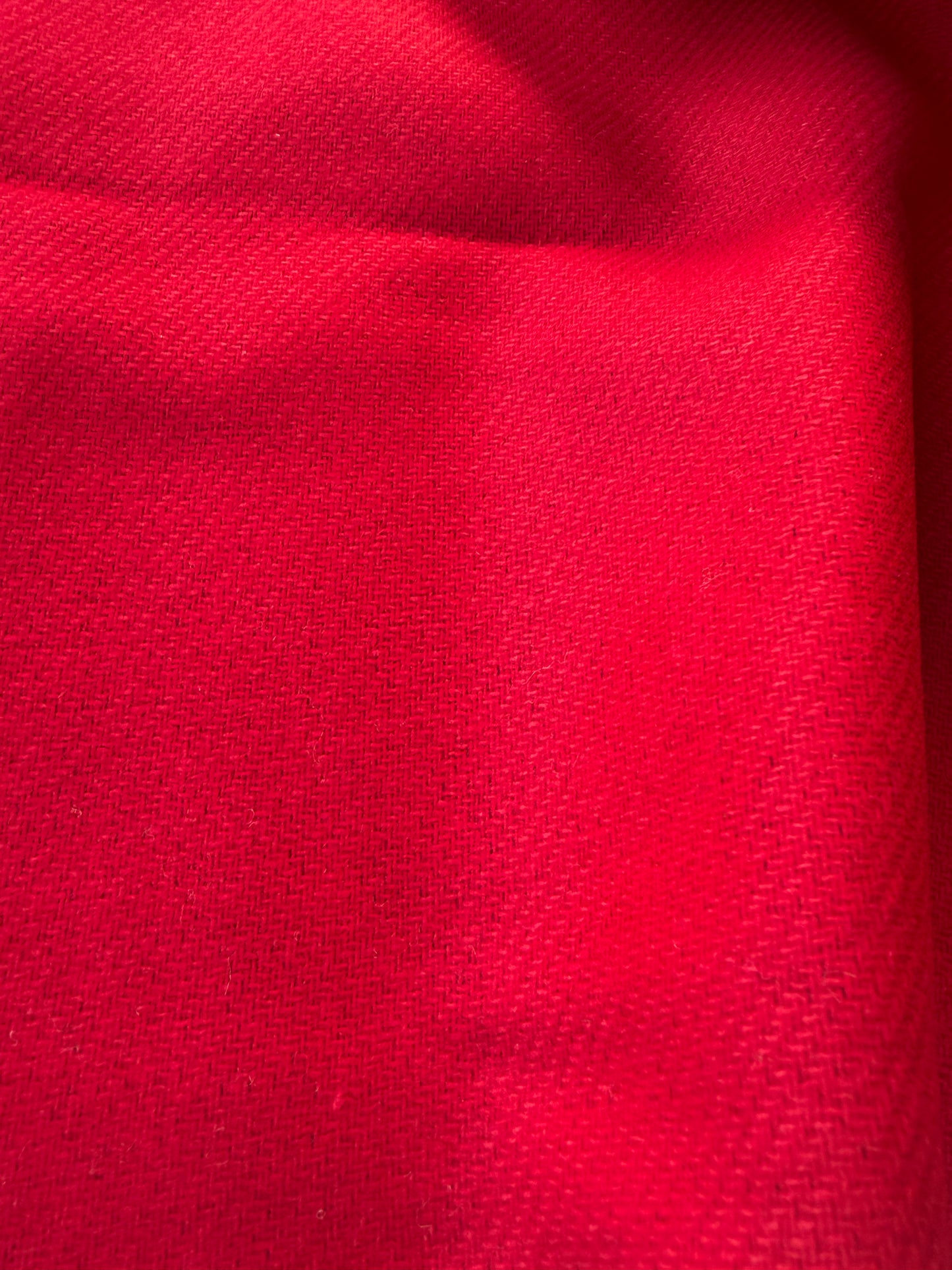 NOA 013 heavy carded wool red