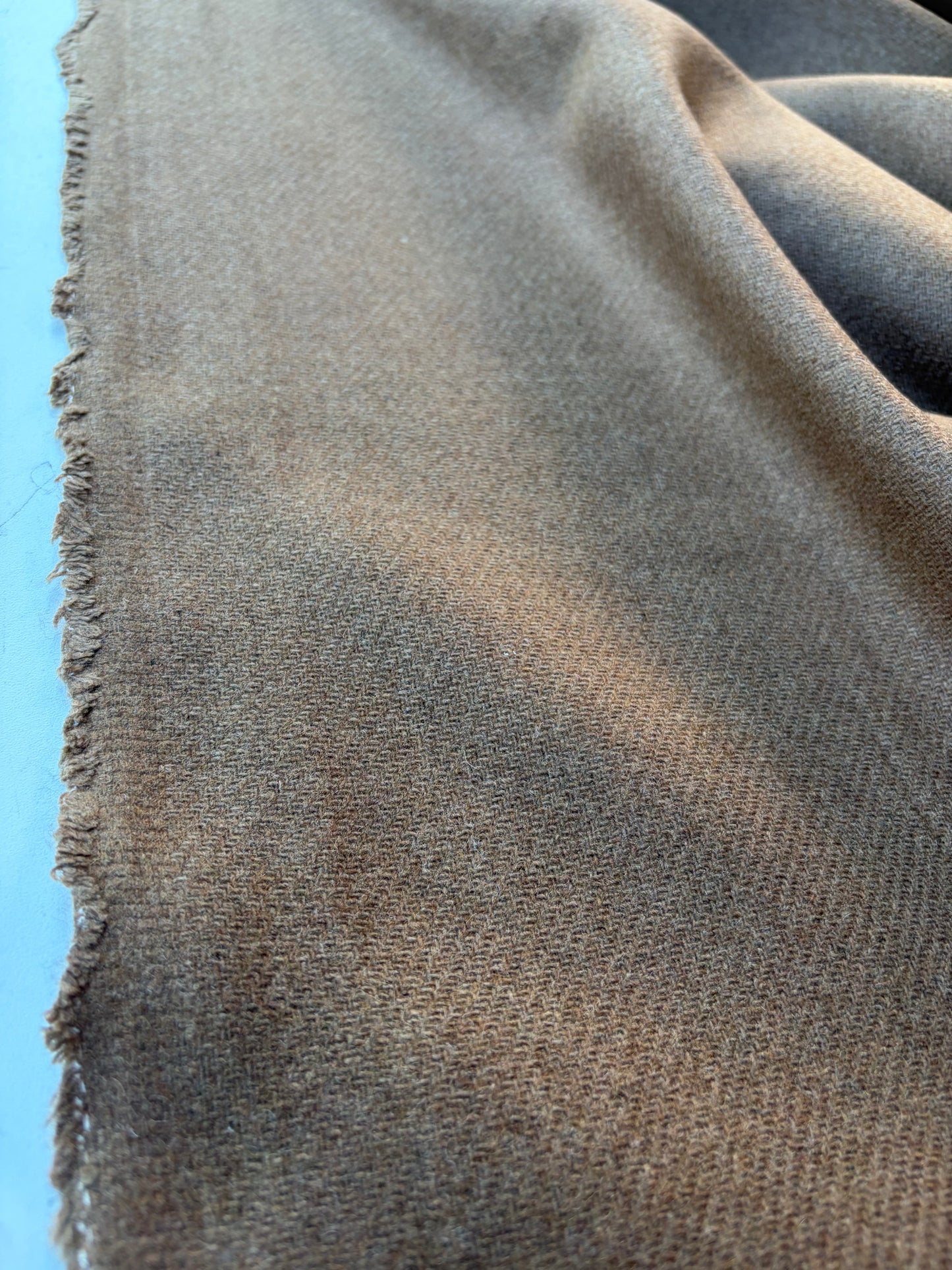 NOA 014 heavy carded wool camel