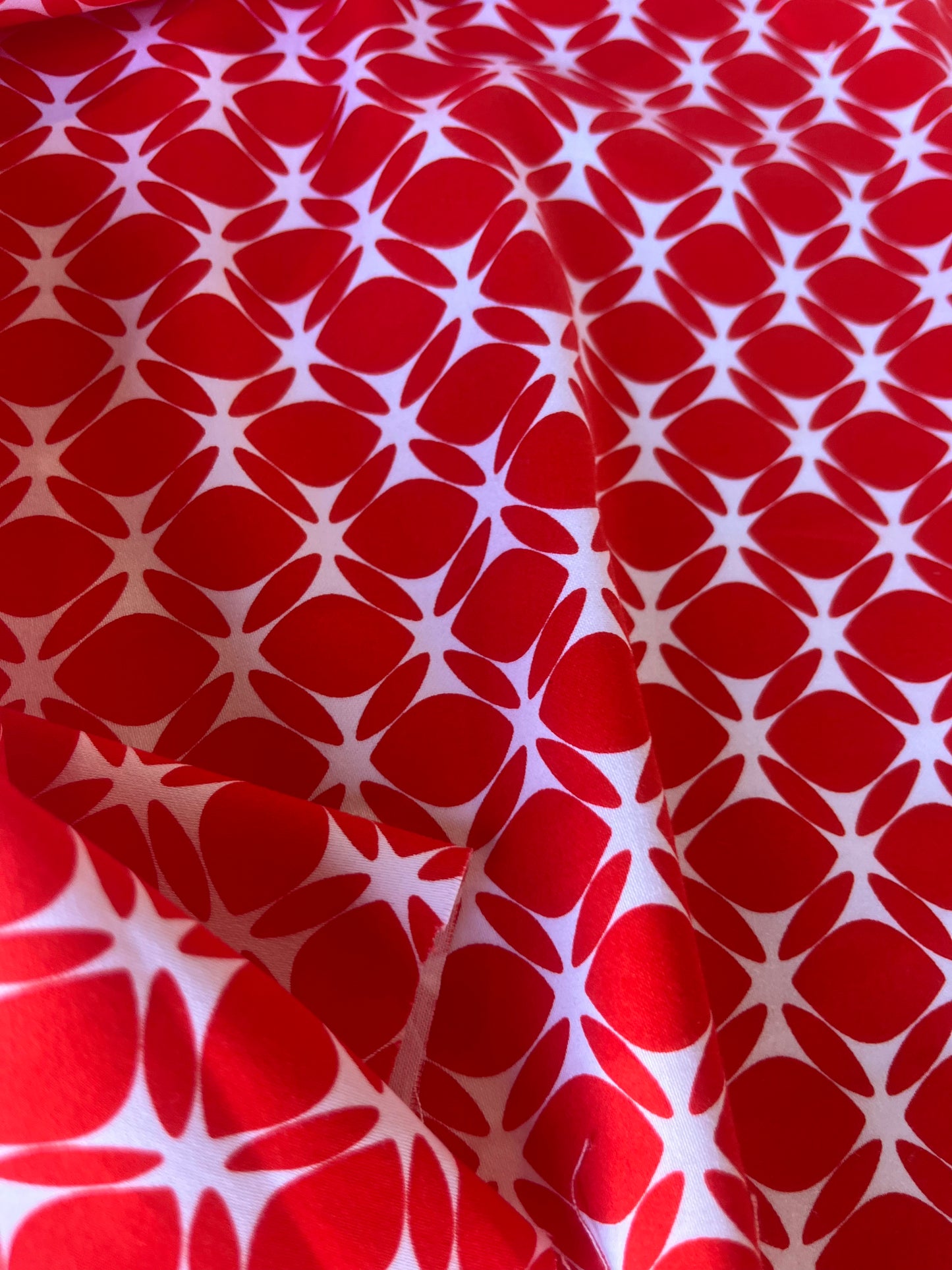 MARTY 005 cotton satin stretch red/white print
