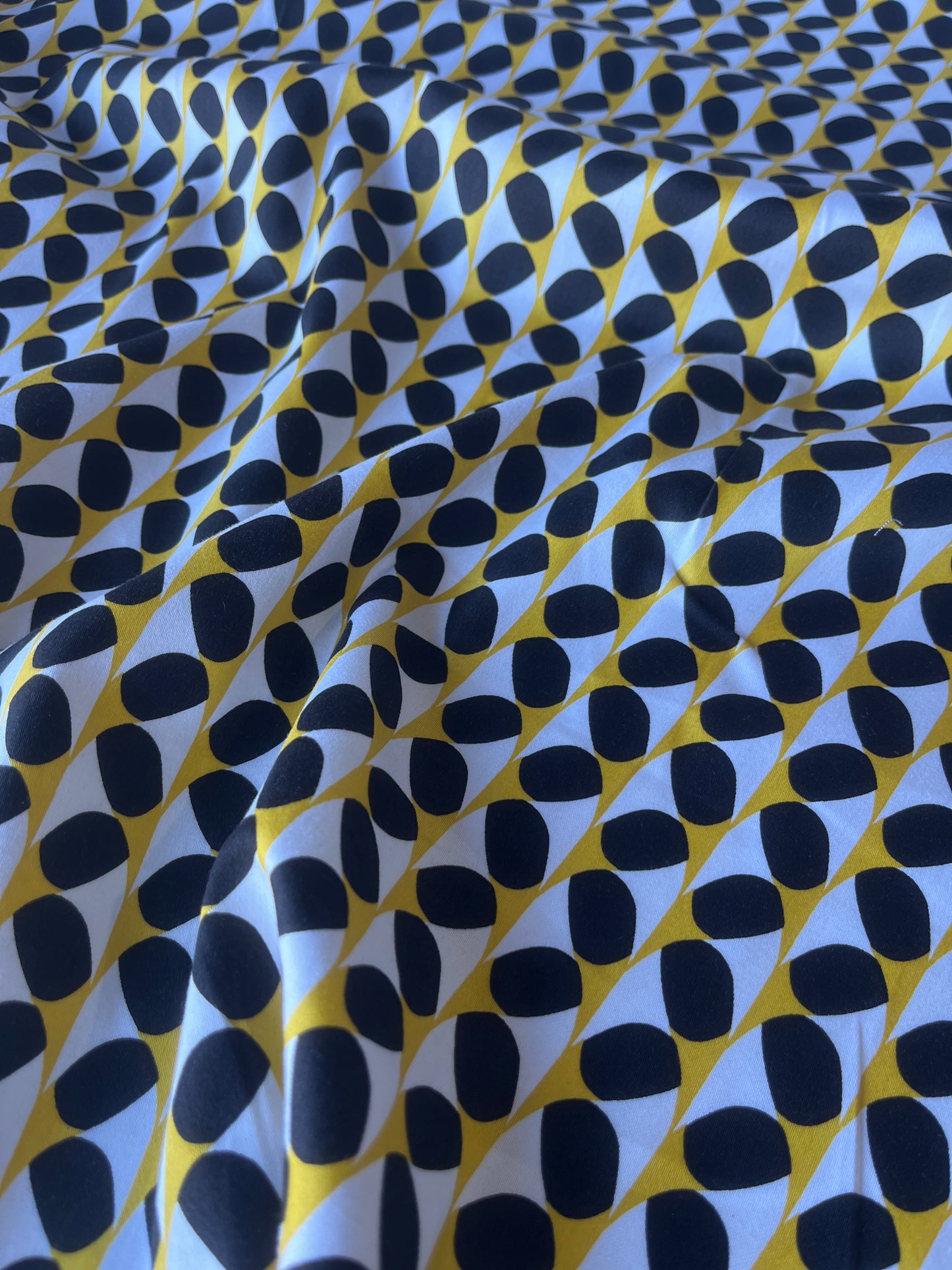 PC MARTY 011 cotton satin stretch black/white/yellow