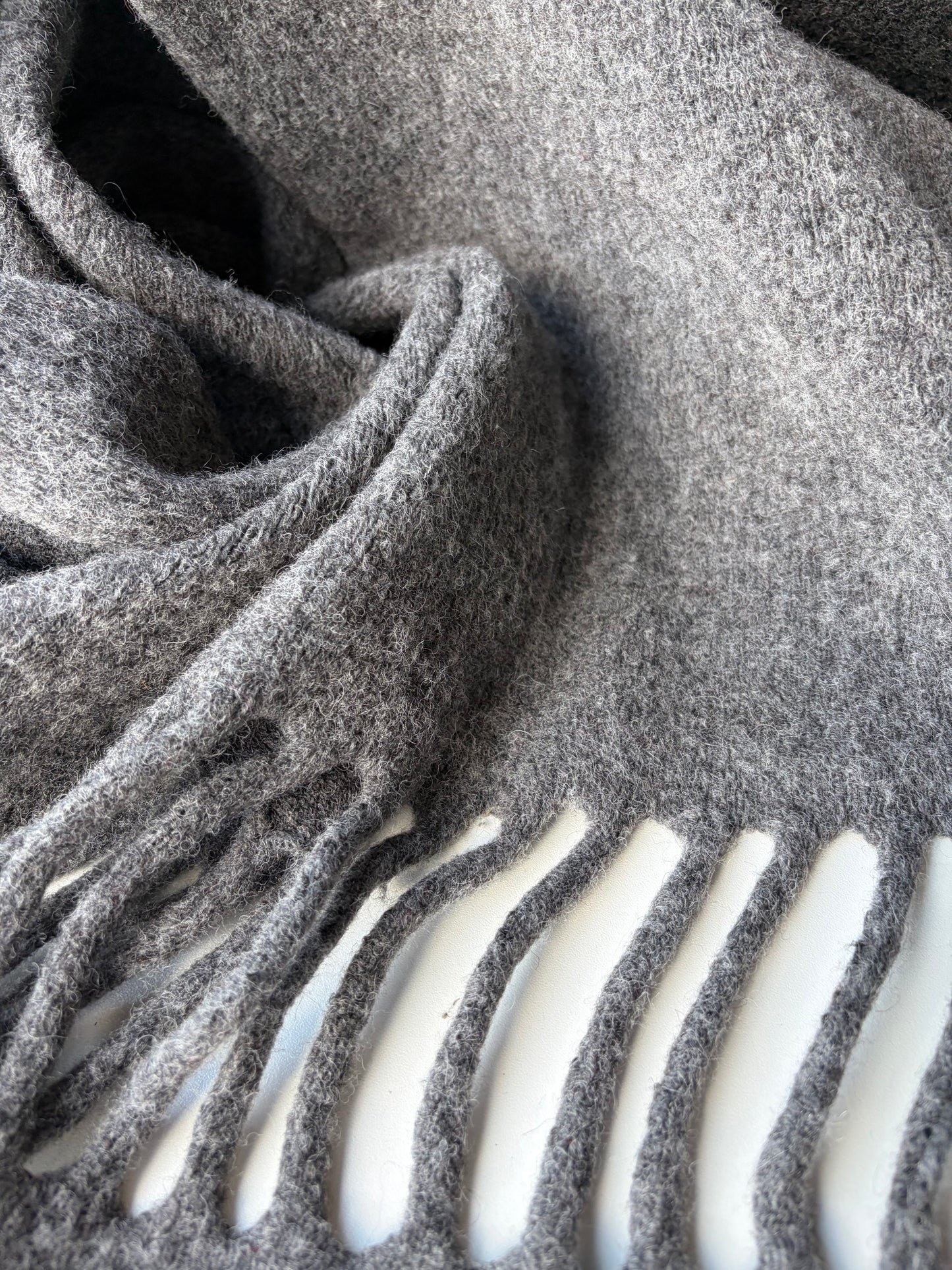 HOLLY 027 mid grey heavy boiled wool with fringes
