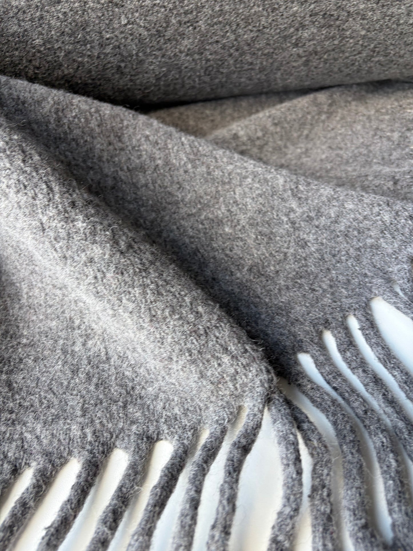 HOLLY 027 mid grey heavy boiled wool with fringes
