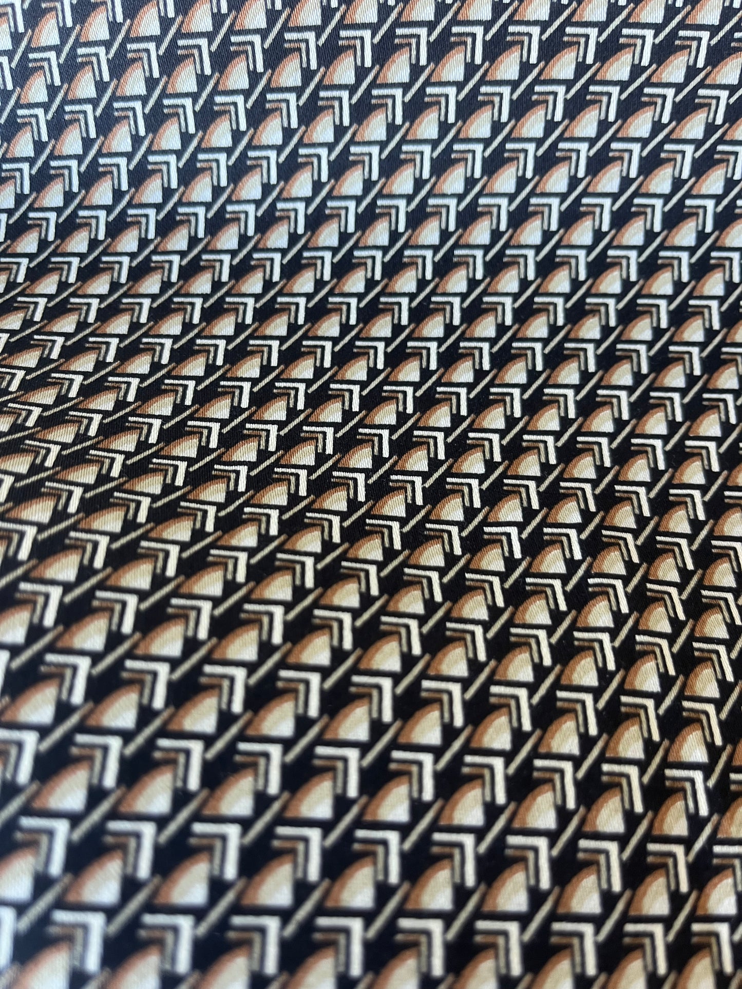 MARTY 006 cotton satin stretch brown geo