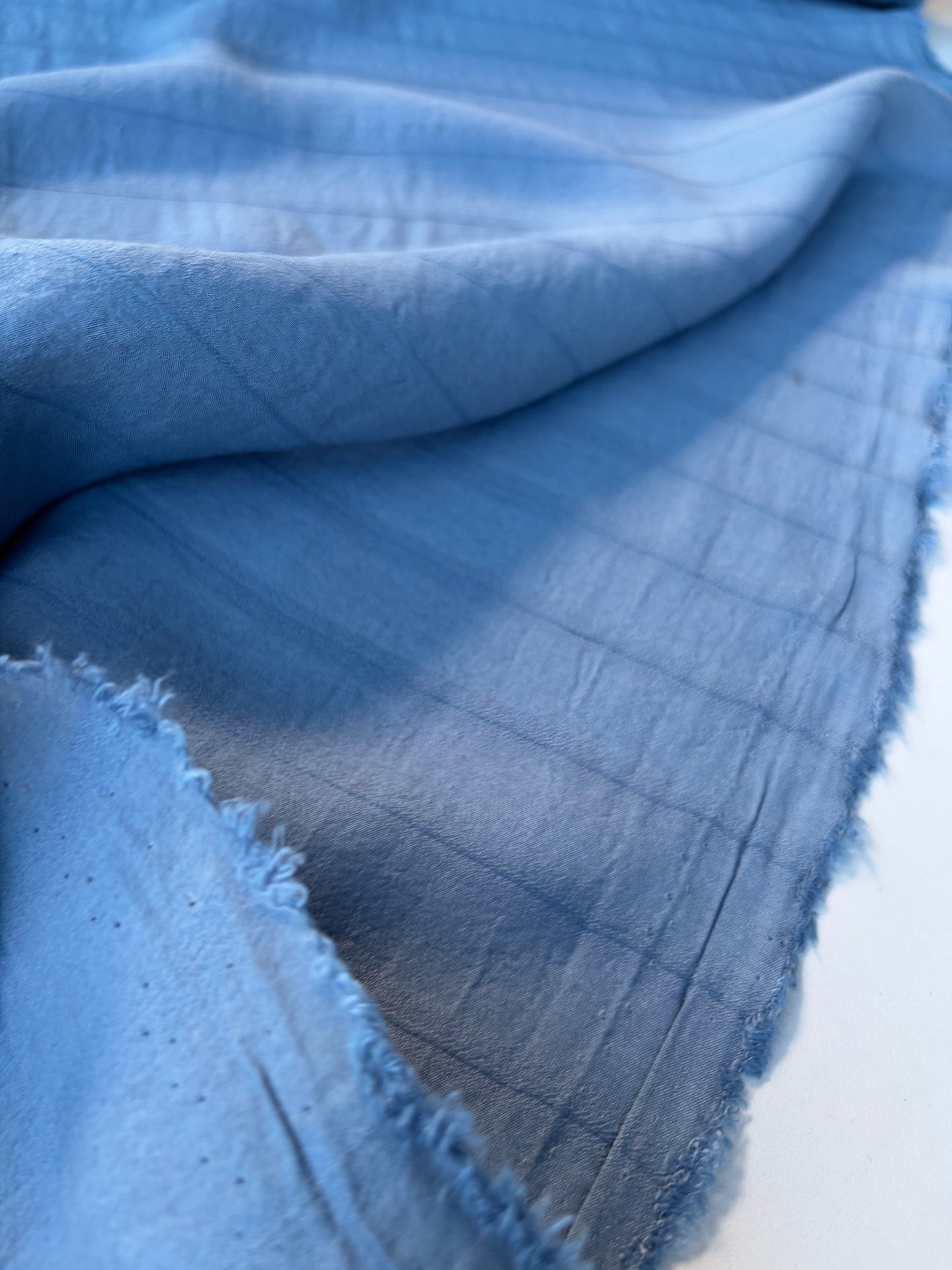 NOA 023 viscose/silk stripes steel blue