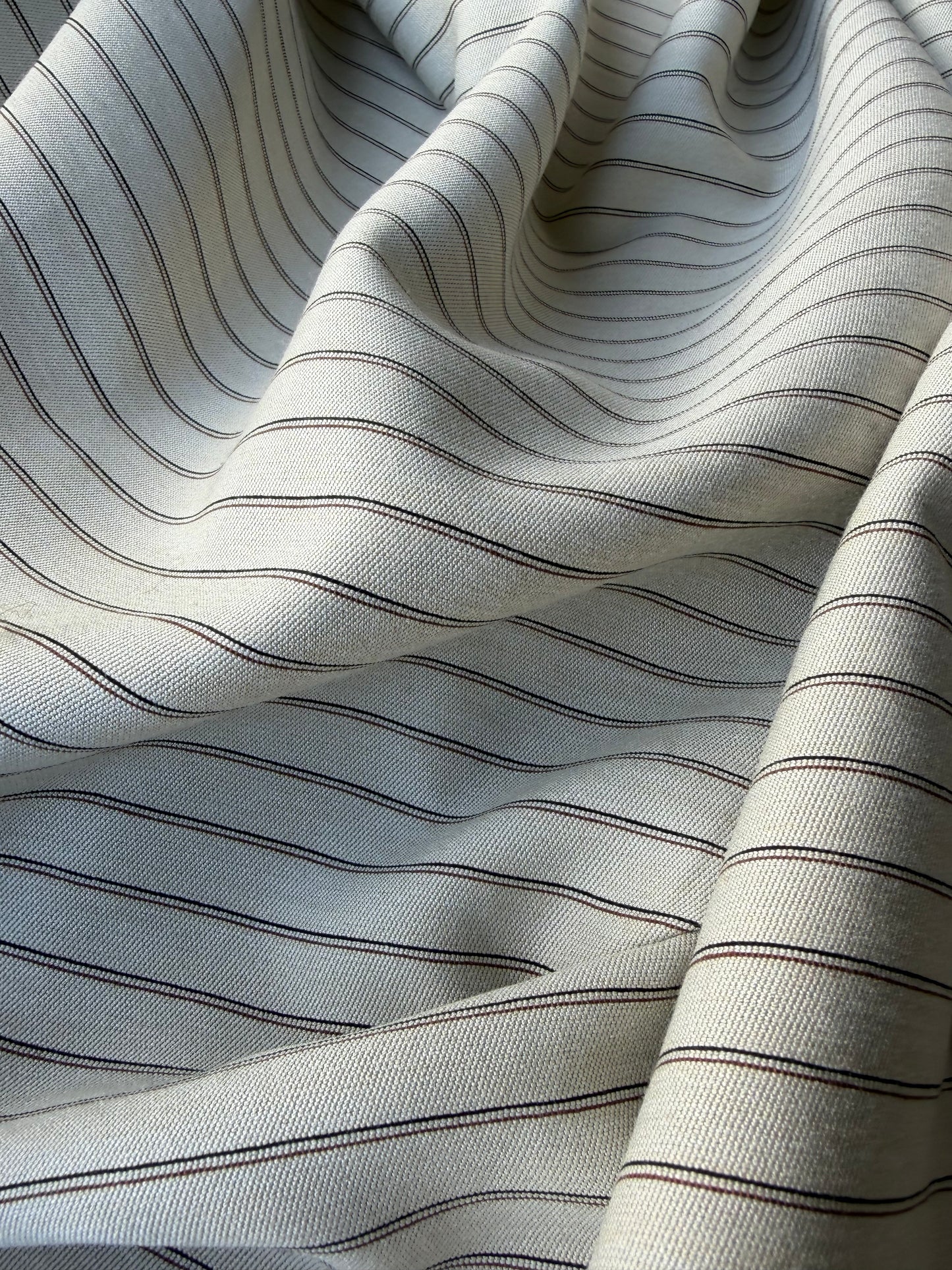 ISE 004 shiny striped suiting fabric with cotton