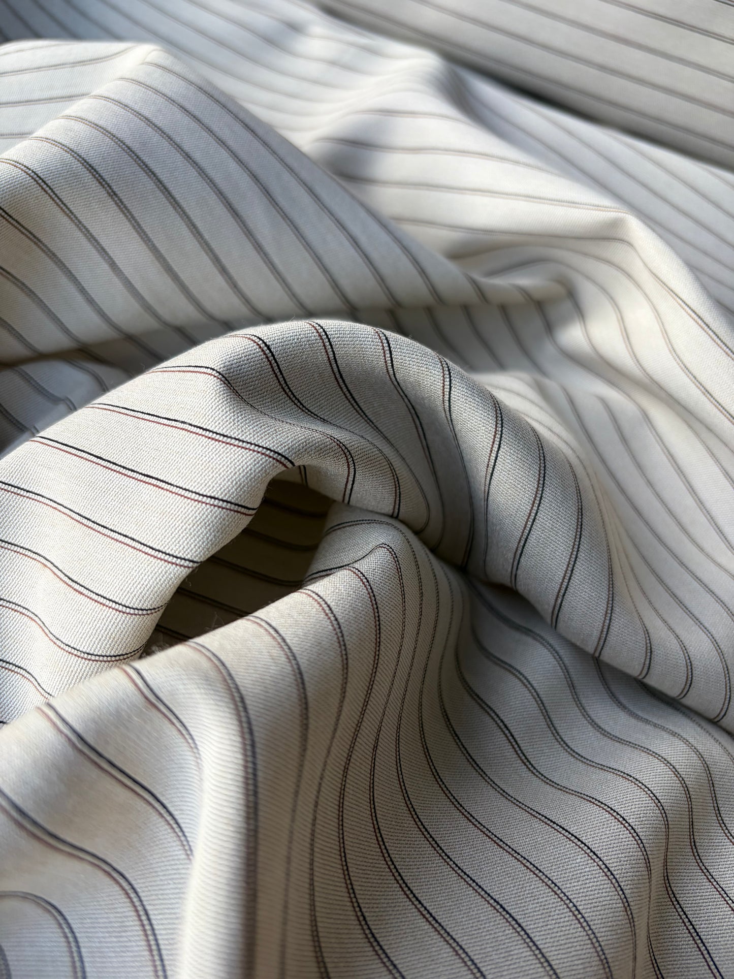 ISE 004 shiny striped suiting fabric with cotton