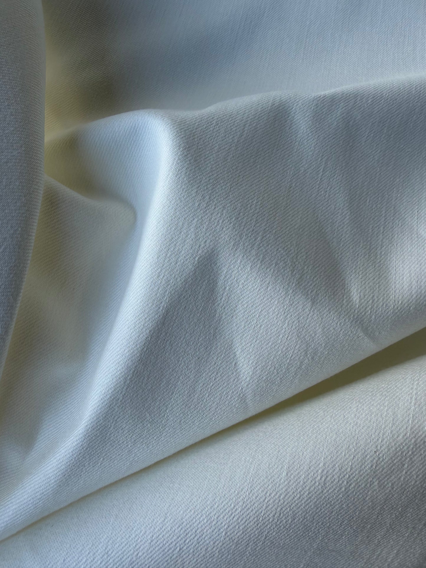 ISE 005 off-white cotton stretch broken twill
