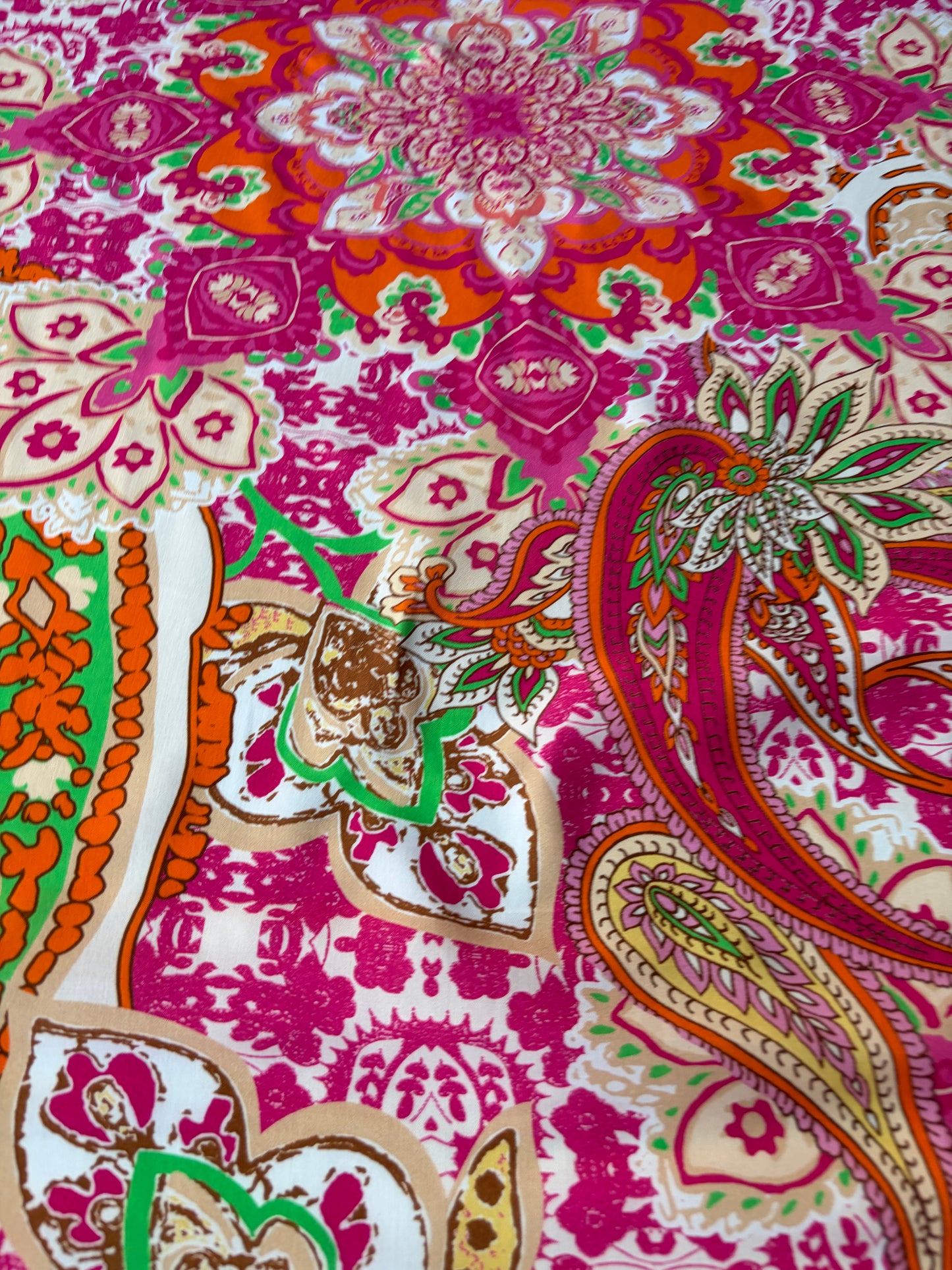 HOMER 001 viscose print fuchsia/orange paisley