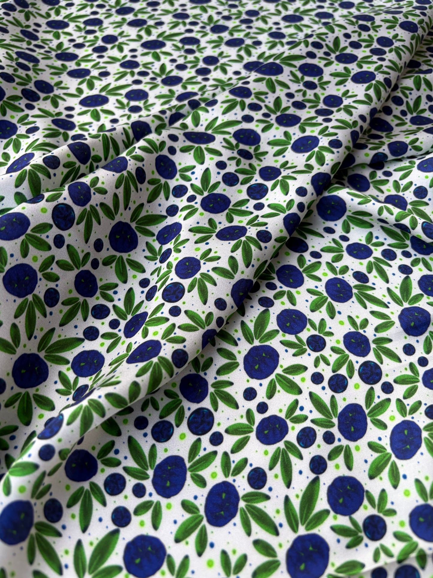 HOMER 007 viscose satin print blue berries