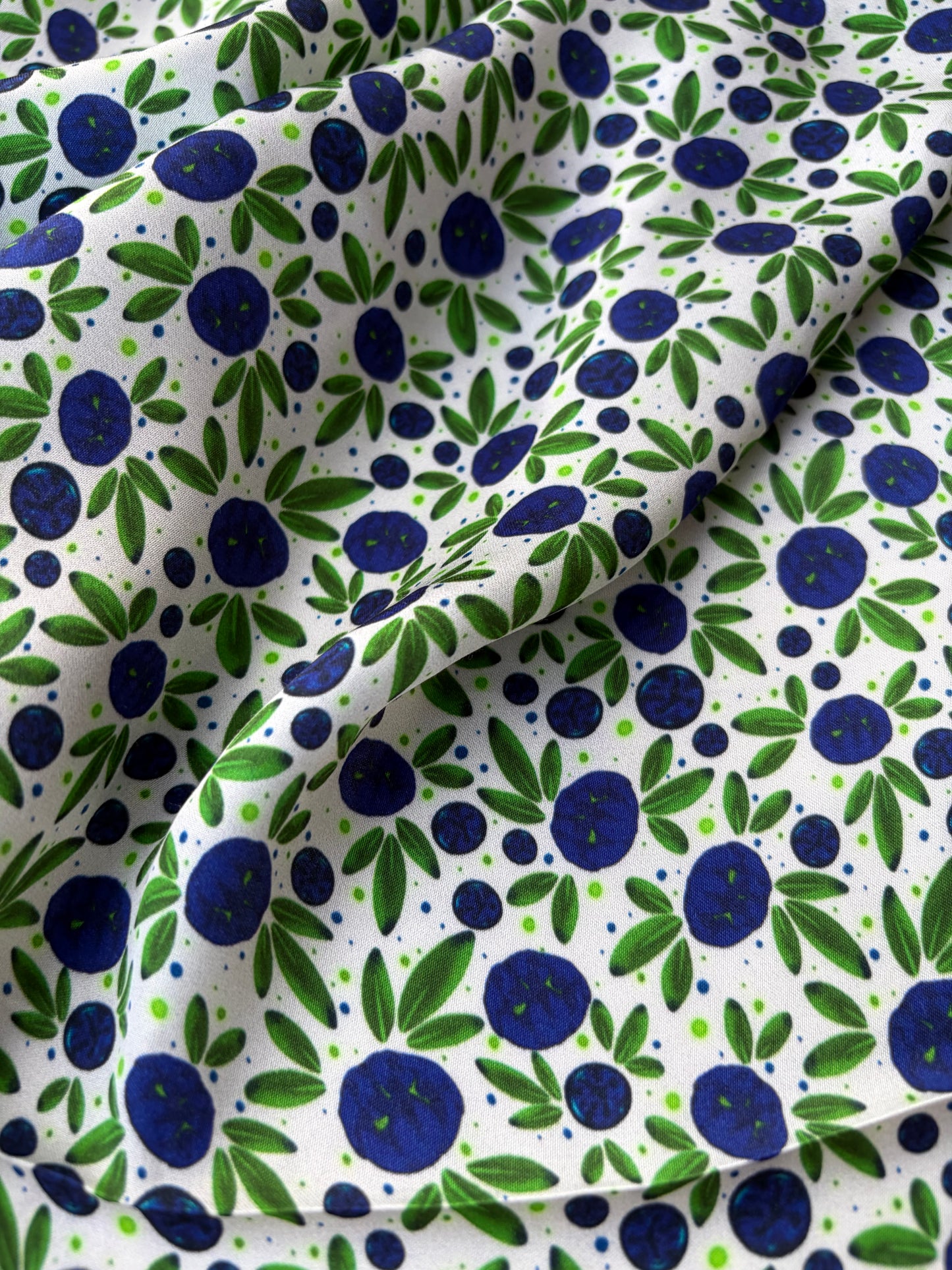 HOMER 007 viscose satin print blue berries