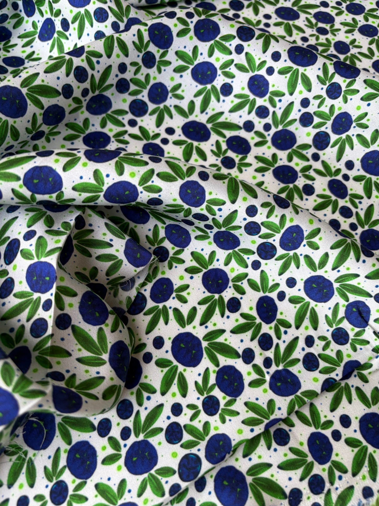 HOMER 007 viscose satin print blue berries