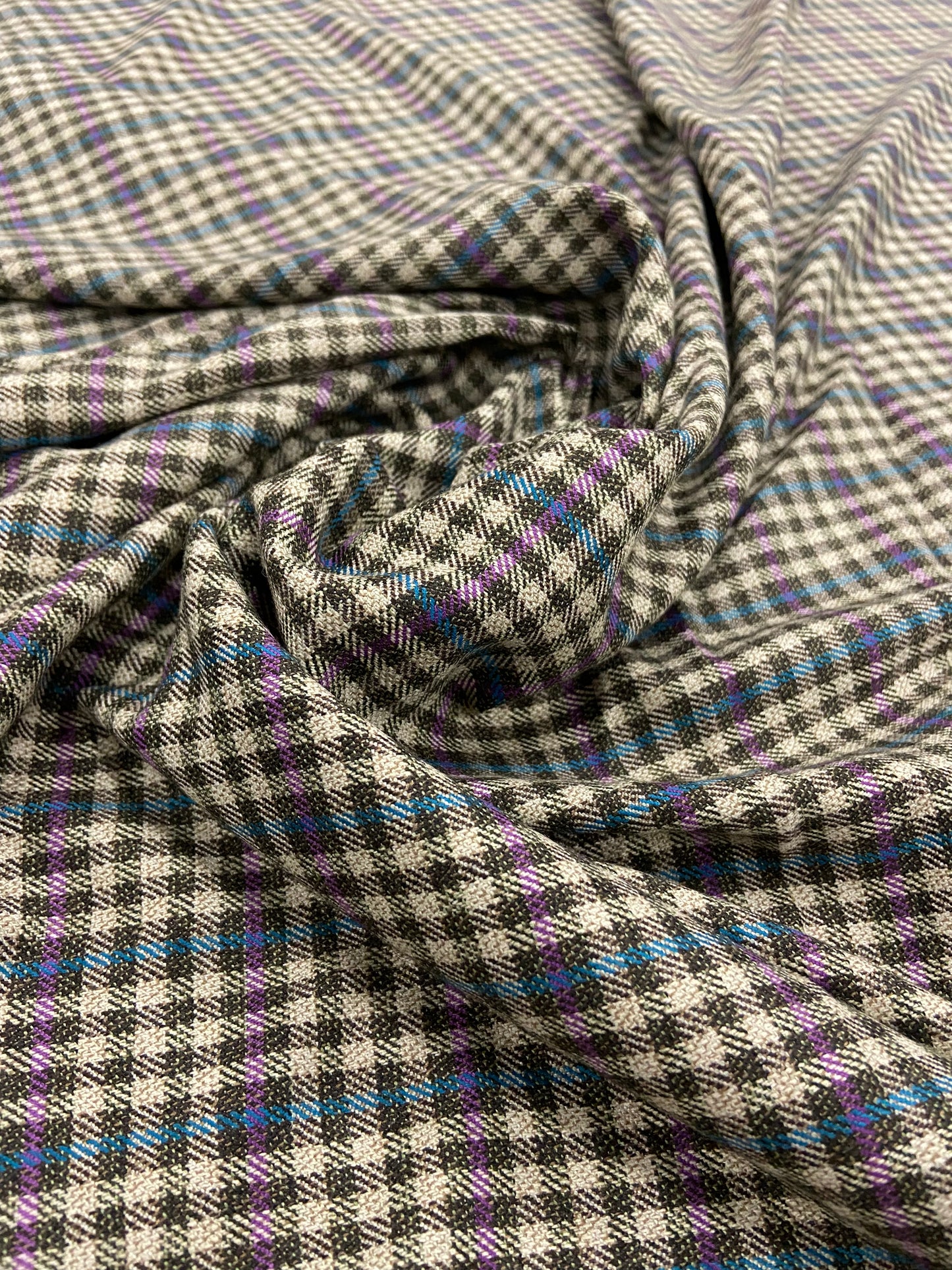 Jonny 030  colorwoven checkered viscose