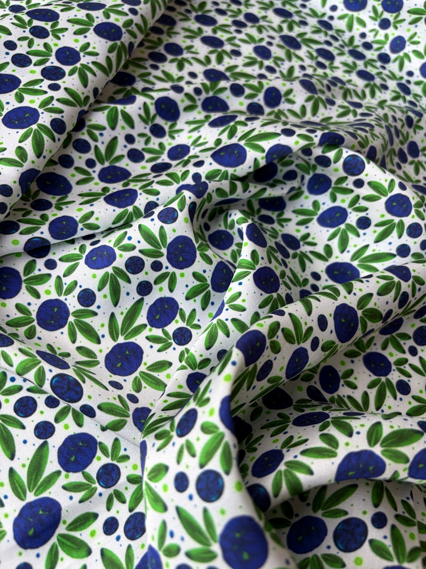 HOMER 007 viscose satin print blue berries