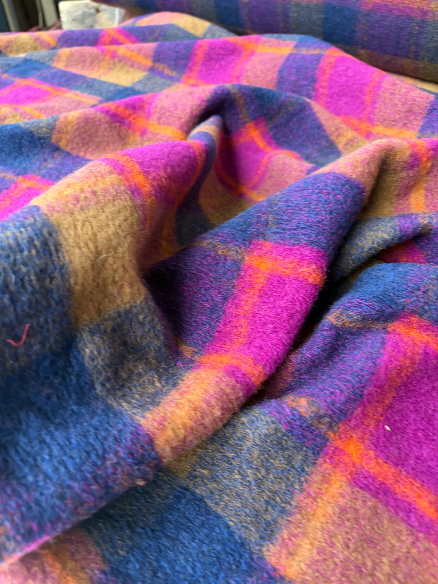 ISE 014 checkered  boiled wool