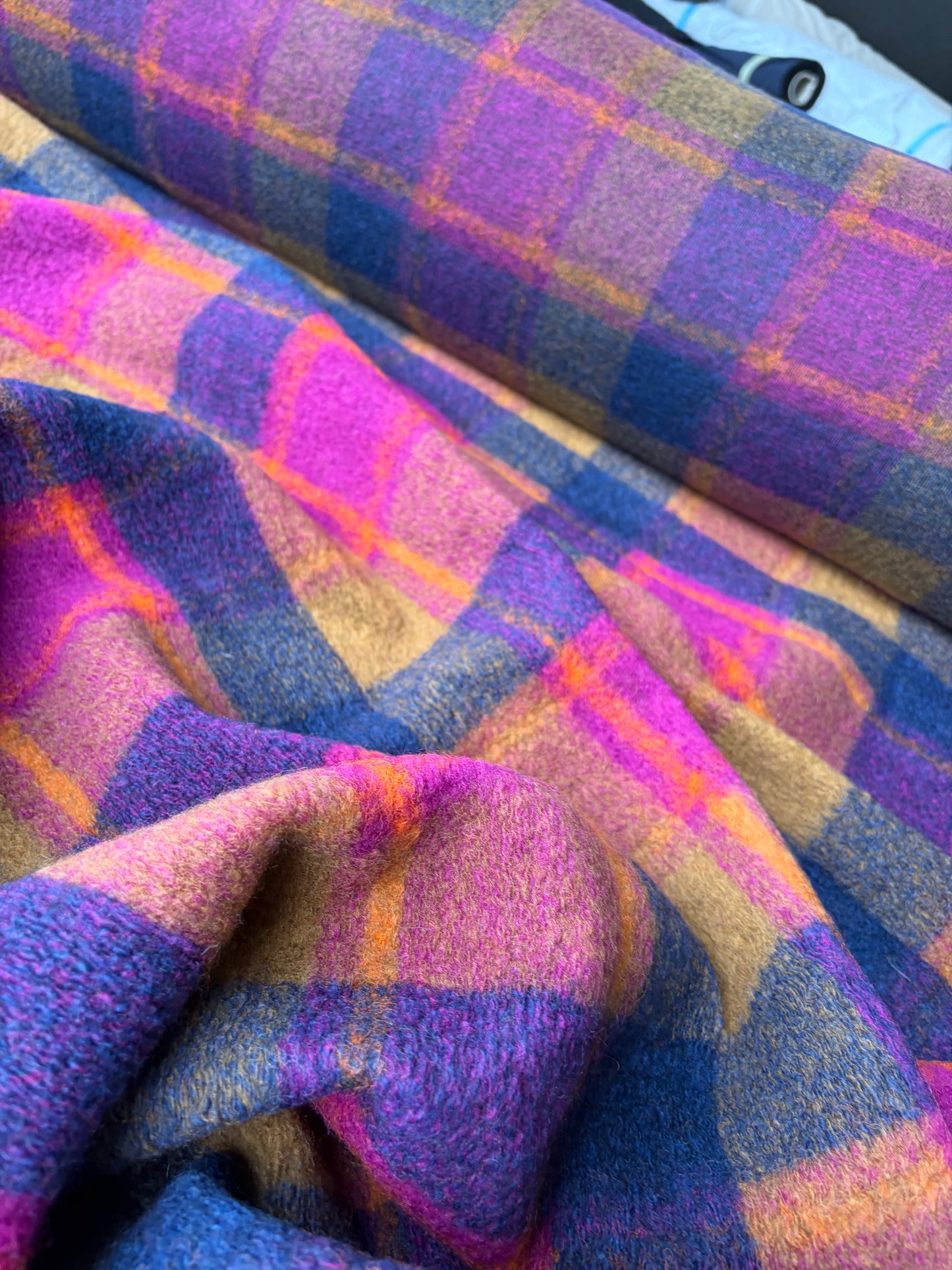 ISE 014 checkered  boiled wool