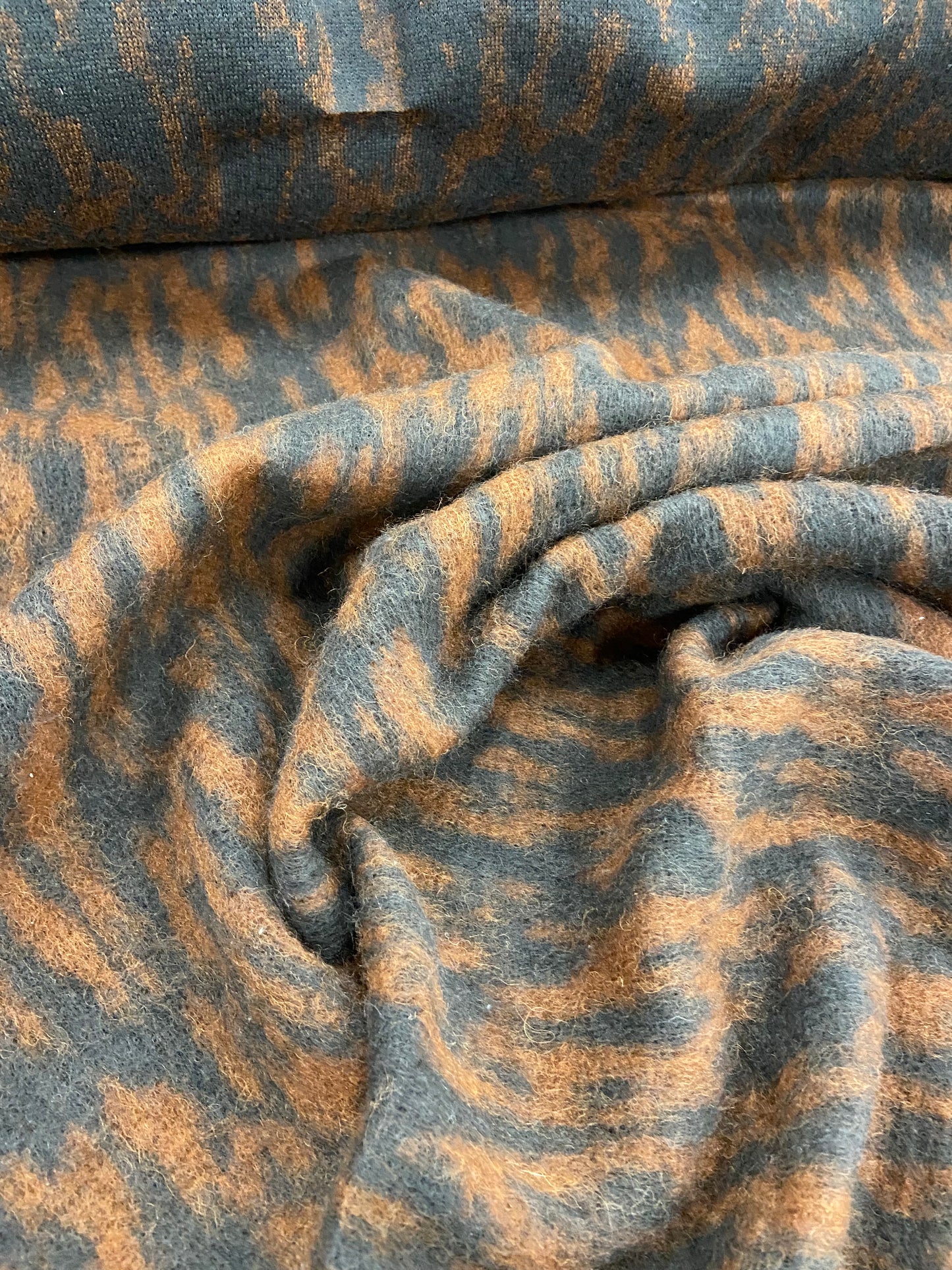 Jonny 023 boiled wool check colors plum brown-cognac