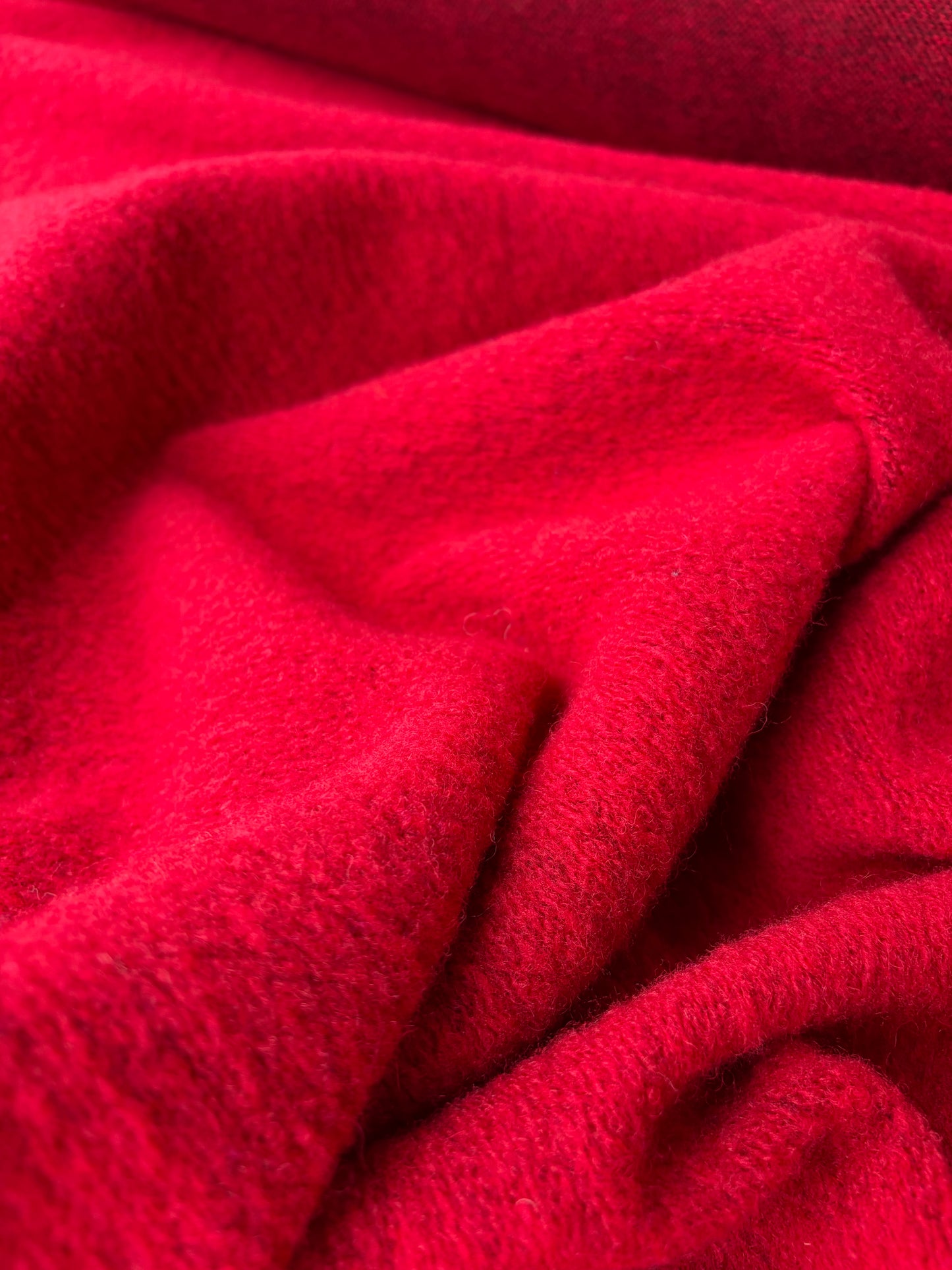 ISE 015 red boiled wool