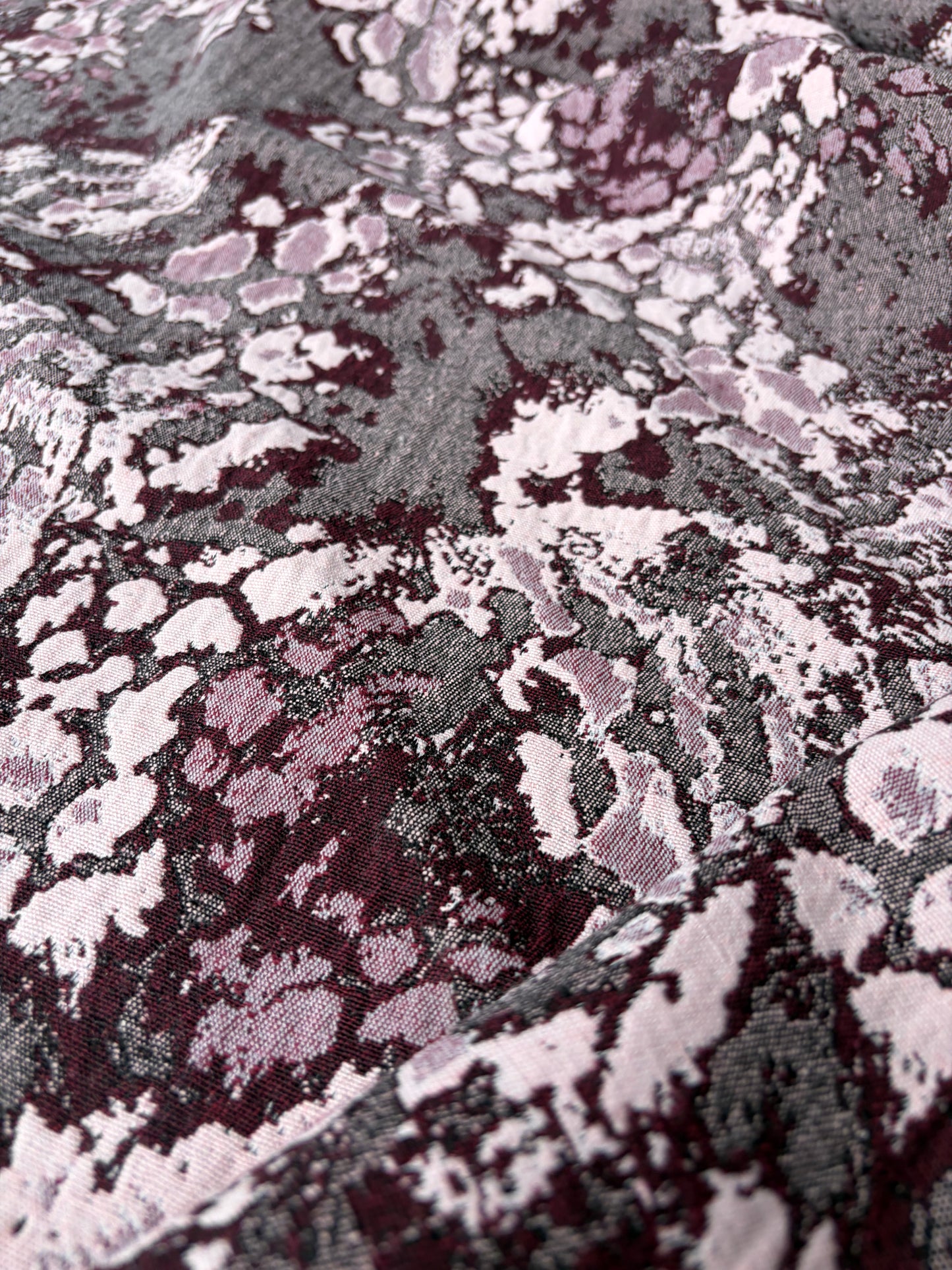 ISE 016 cotton jacquard burgundy