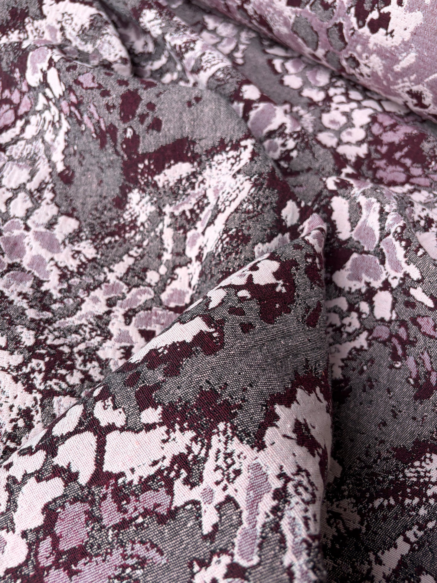 ISE 016 cotton jacquard burgundy