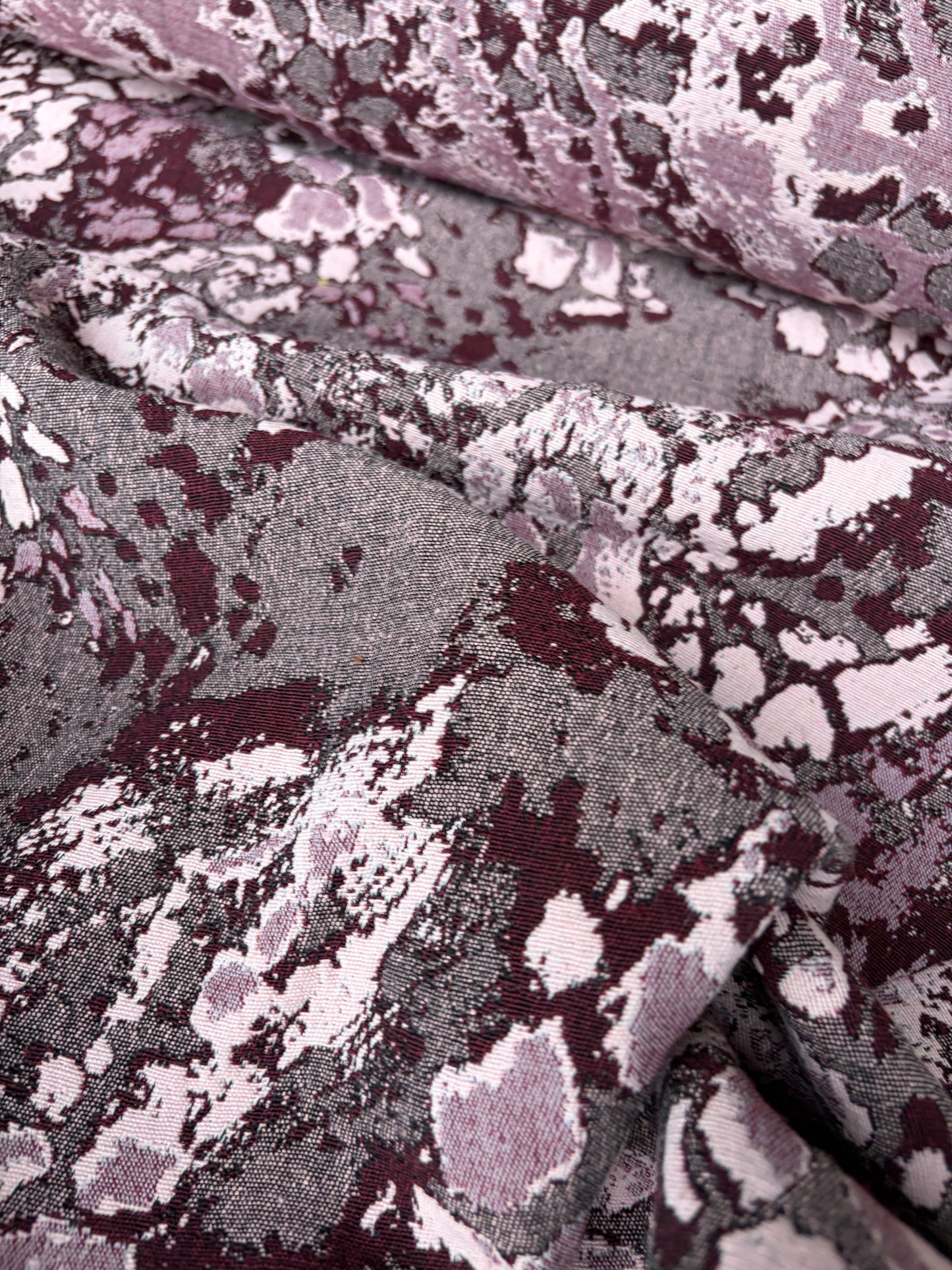 ISE 016 cotton jacquard burgundy