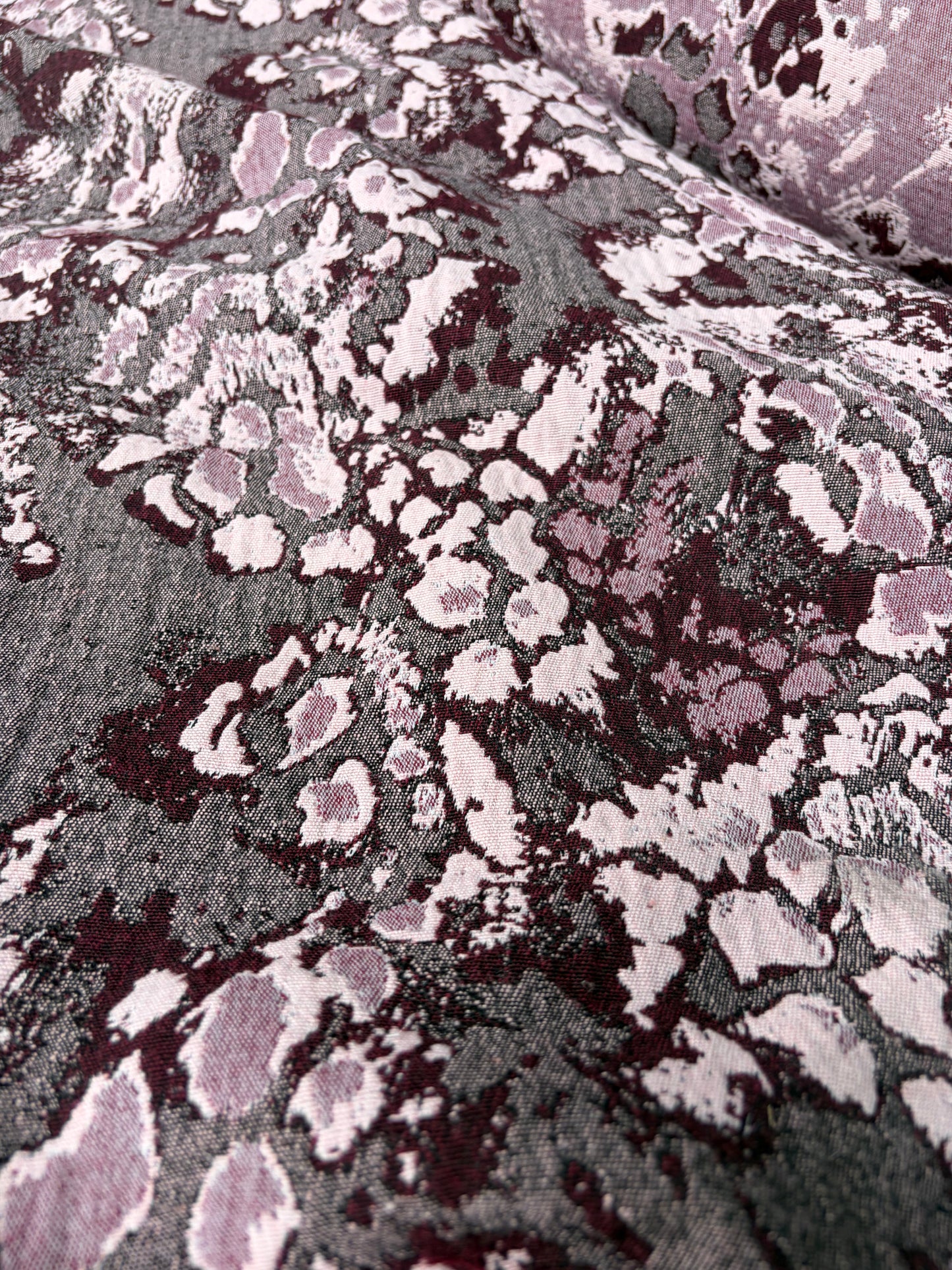 ISE 016 cotton jacquard burgundy