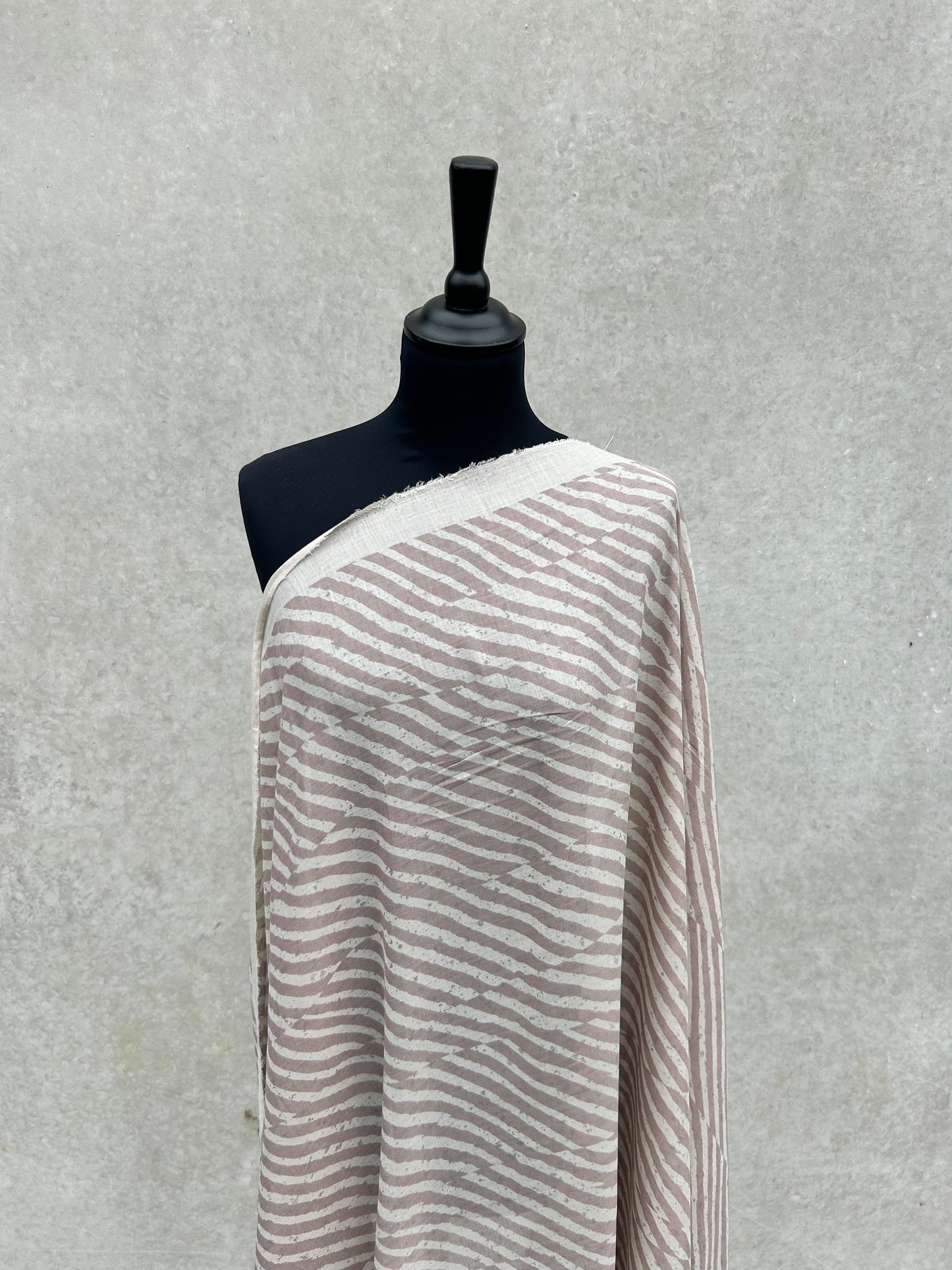 VIVIENNE 003 voile cotton silk zebra stripe