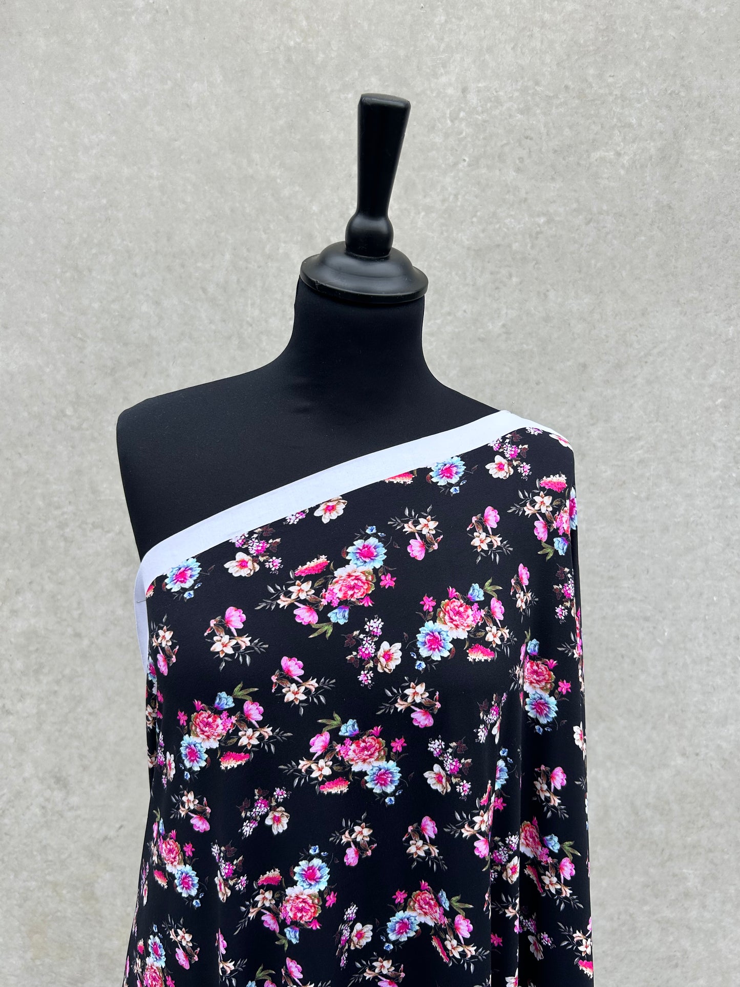 VIVIENNE 006 jersey flowers