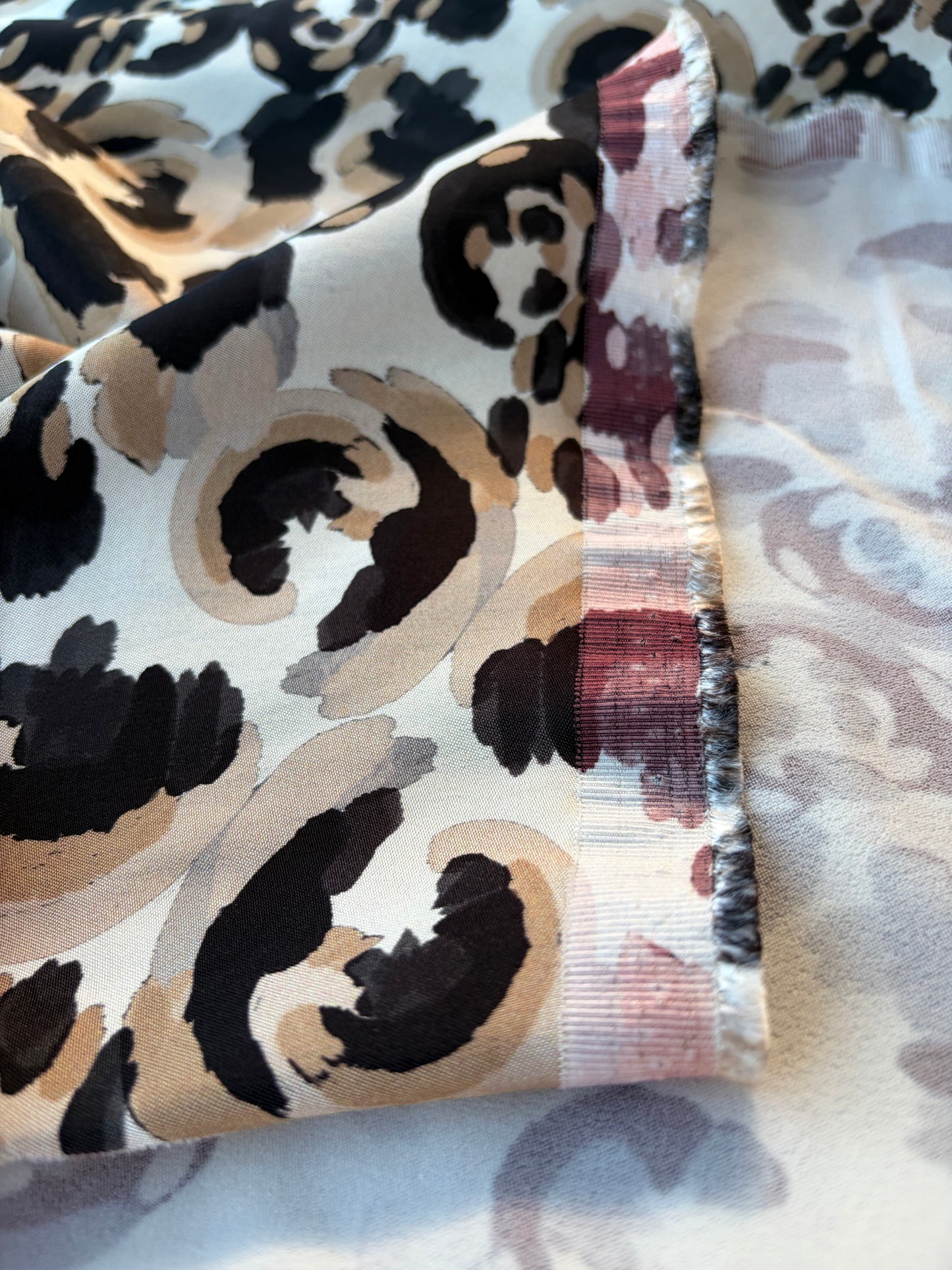 HOMER 019 heavy viscose stretch animalier