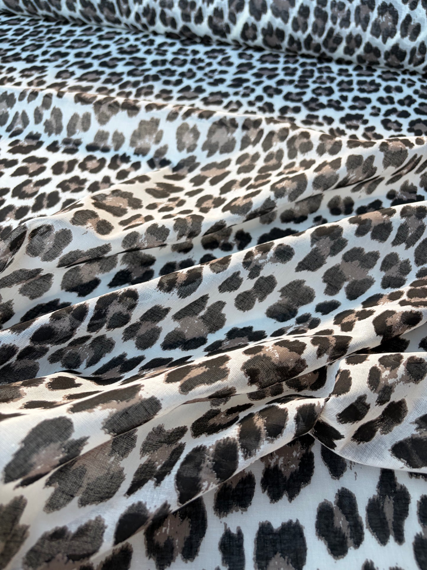 HOMER 020 cotton voile animalier design