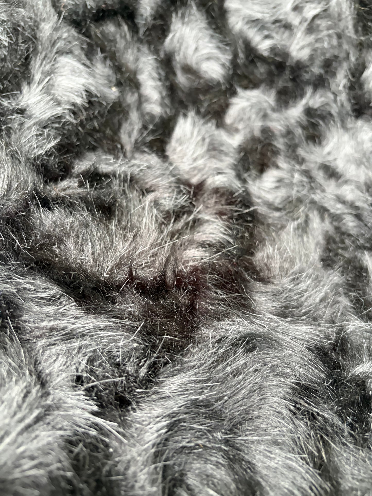 ISE 025 eco fur black