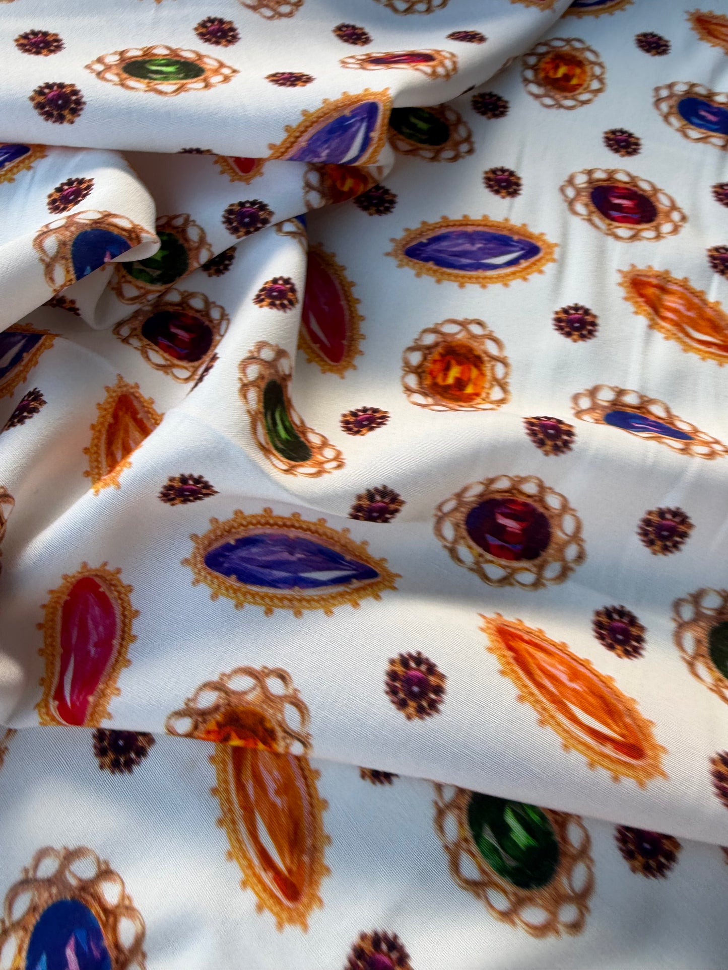HOMER 024 viscose print "diamonds are a girls best friend"