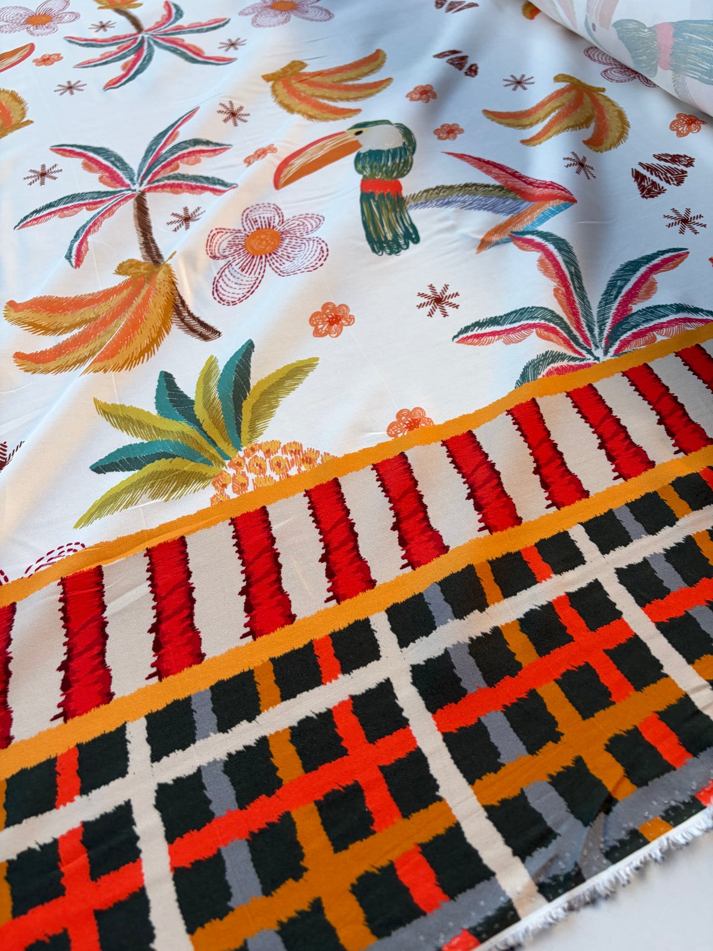 HOMER 025 viscose print double border checks and palmtrees