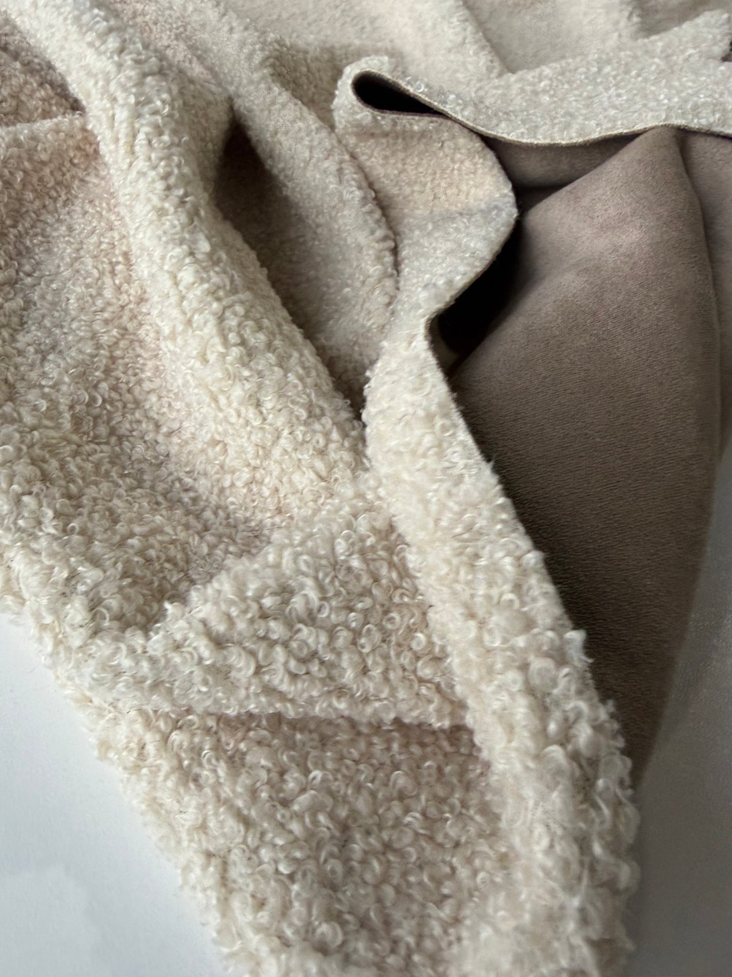 JOEL 004 cream coloured heavy bouclette with wool