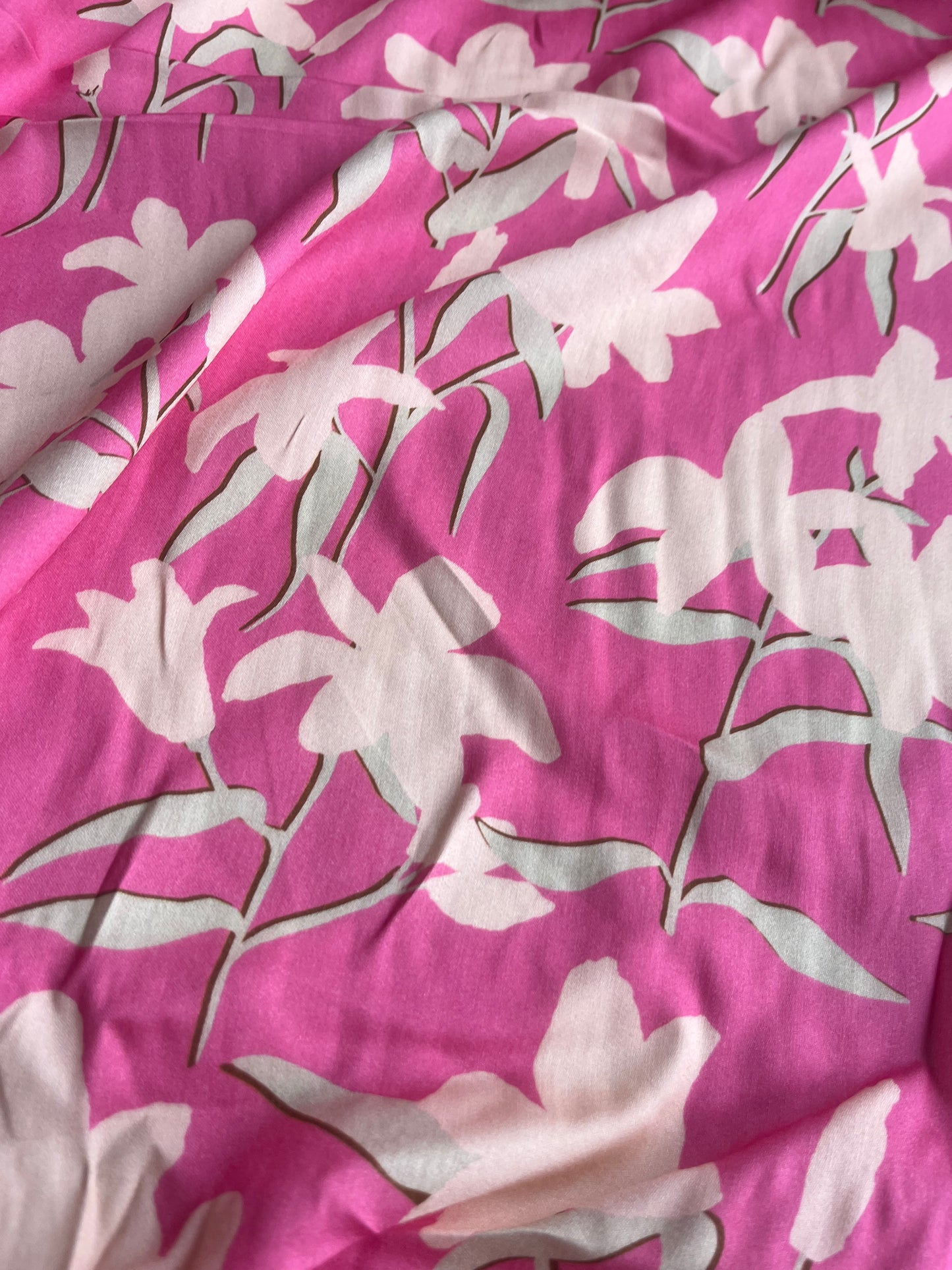 PC REMCO 009 viscose satin pink/fuchsia print