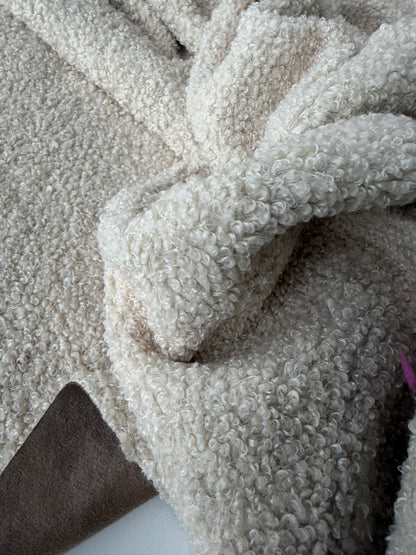 JOEL 004 cream coloured heavy bouclette with wool
