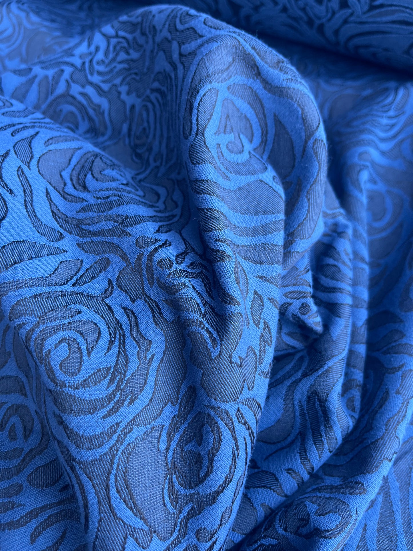 SPLASH 014 cotton stretch jacquard indigo flowers