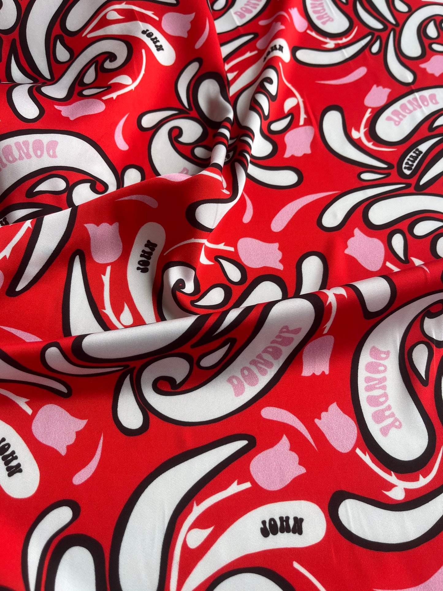 PC REMCO 013 twill red Dondup print