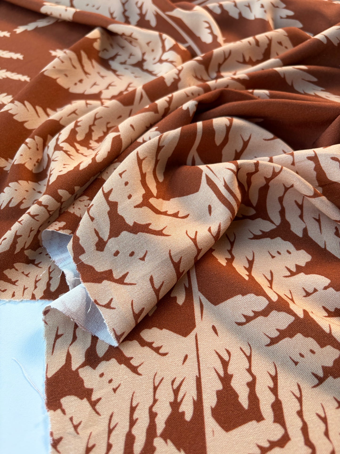 HOMER 029 viscose twill print brown/sand
