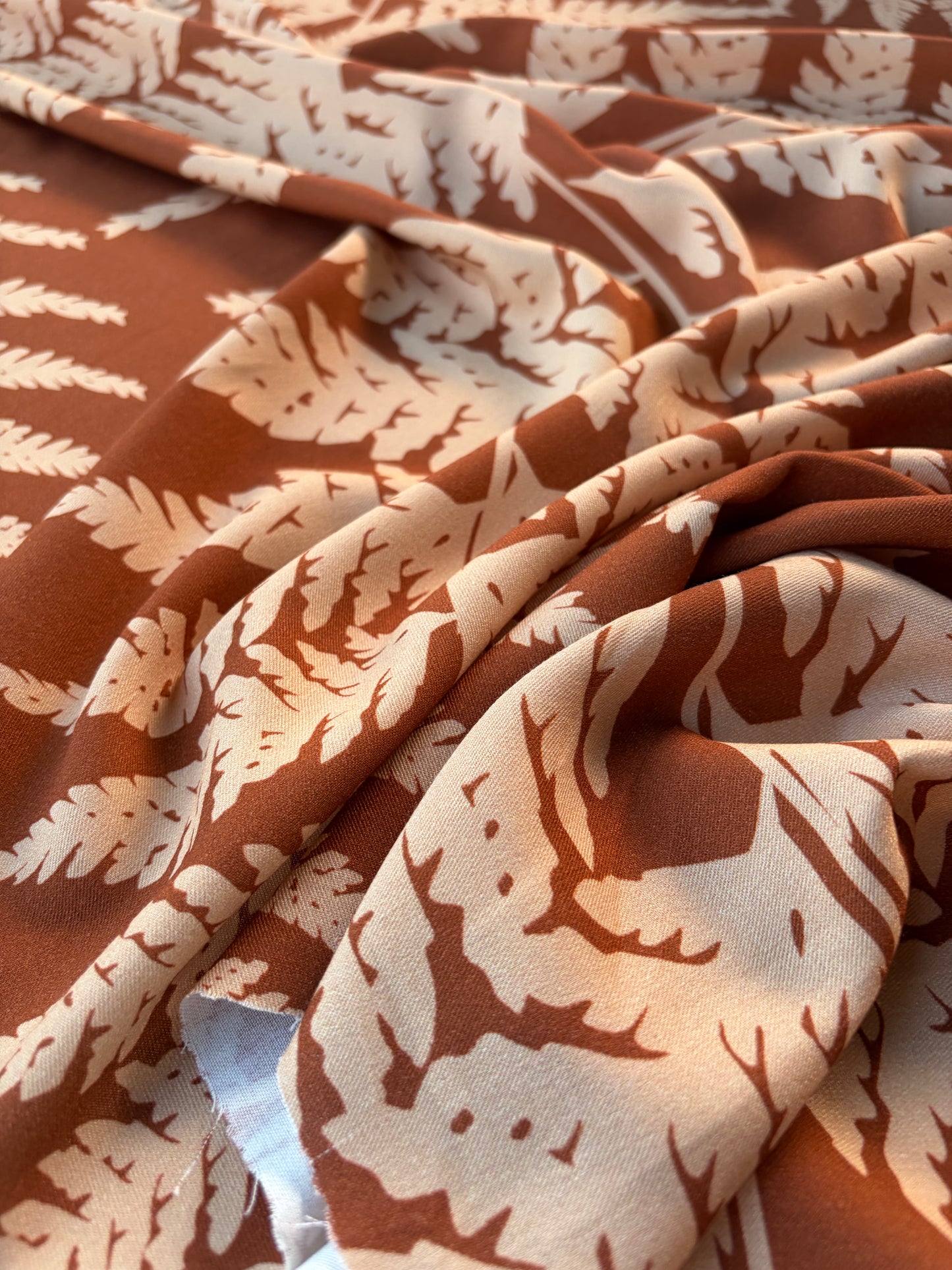 HOMER 029 viscose twill print brown/sand