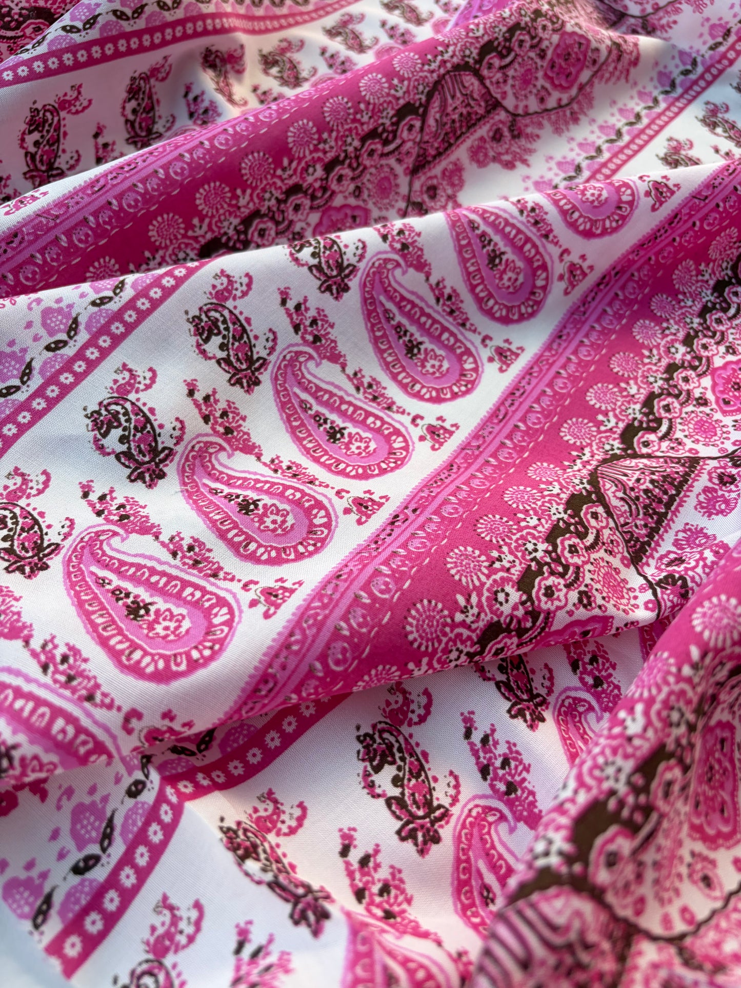 HOMER 031 cotton voile paisley print pink