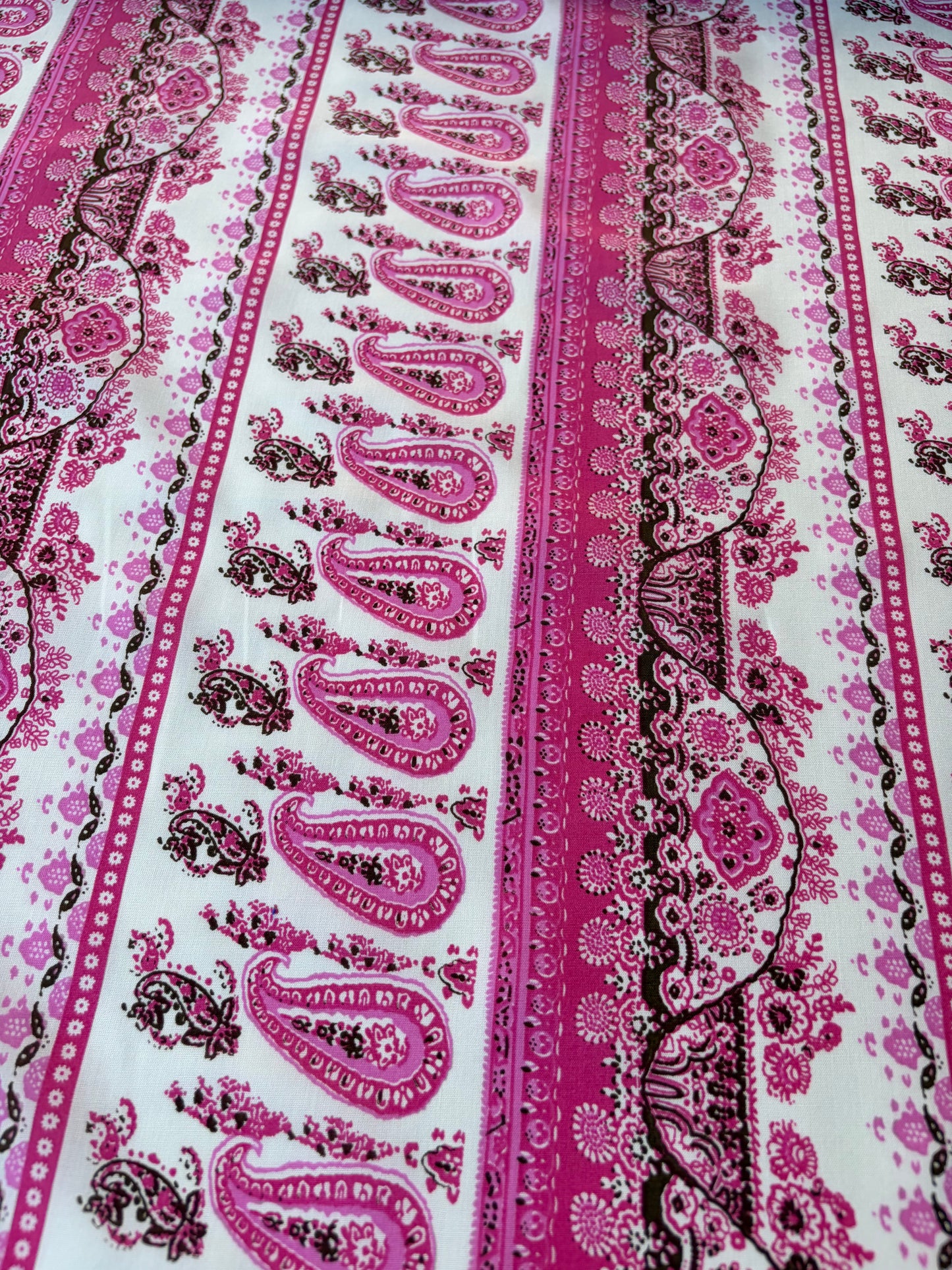 HOMER 031 cotton voile paisley print pink