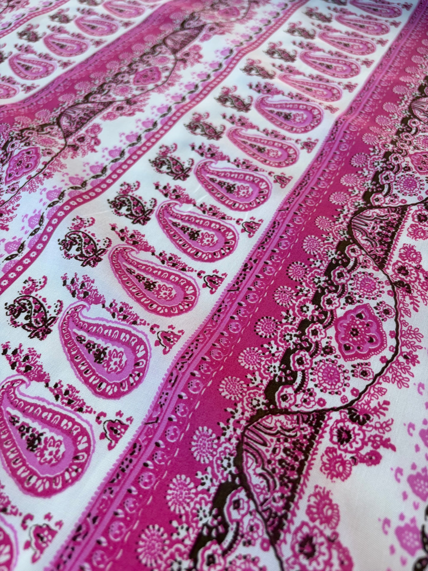 HOMER 031 cotton voile paisley print pink