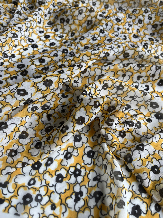 REMCO 017 crêpe de Chine yellow flowers