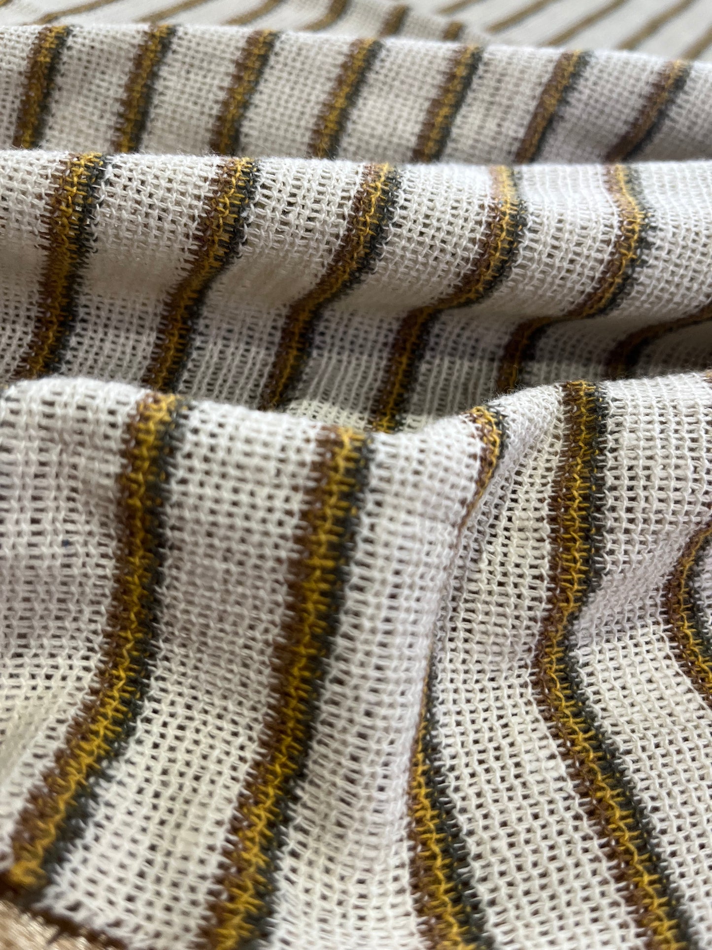 H01 heavy cotton gaze stripes beige/curry