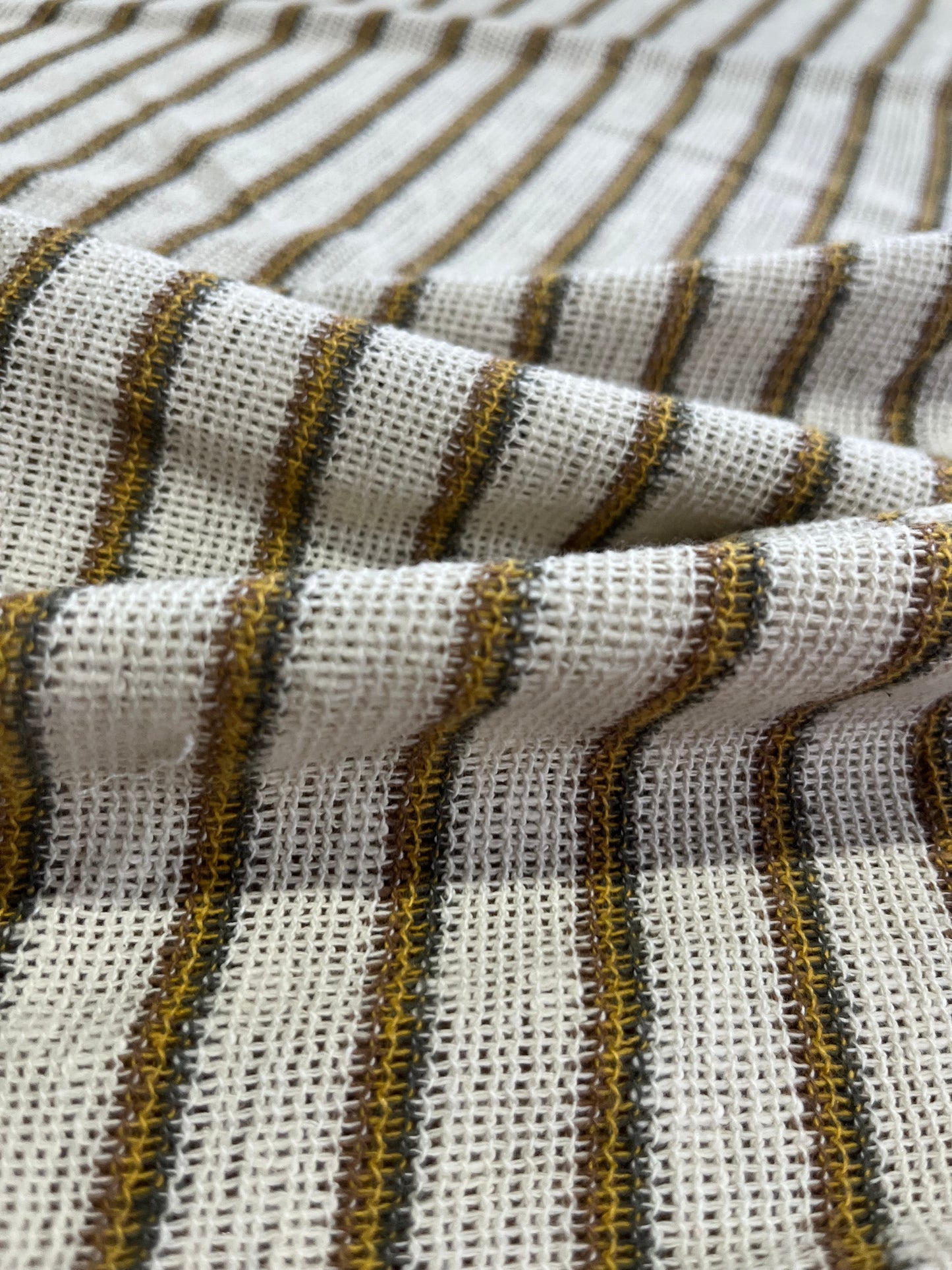 H01 heavy cotton gaze stripes beige/curry