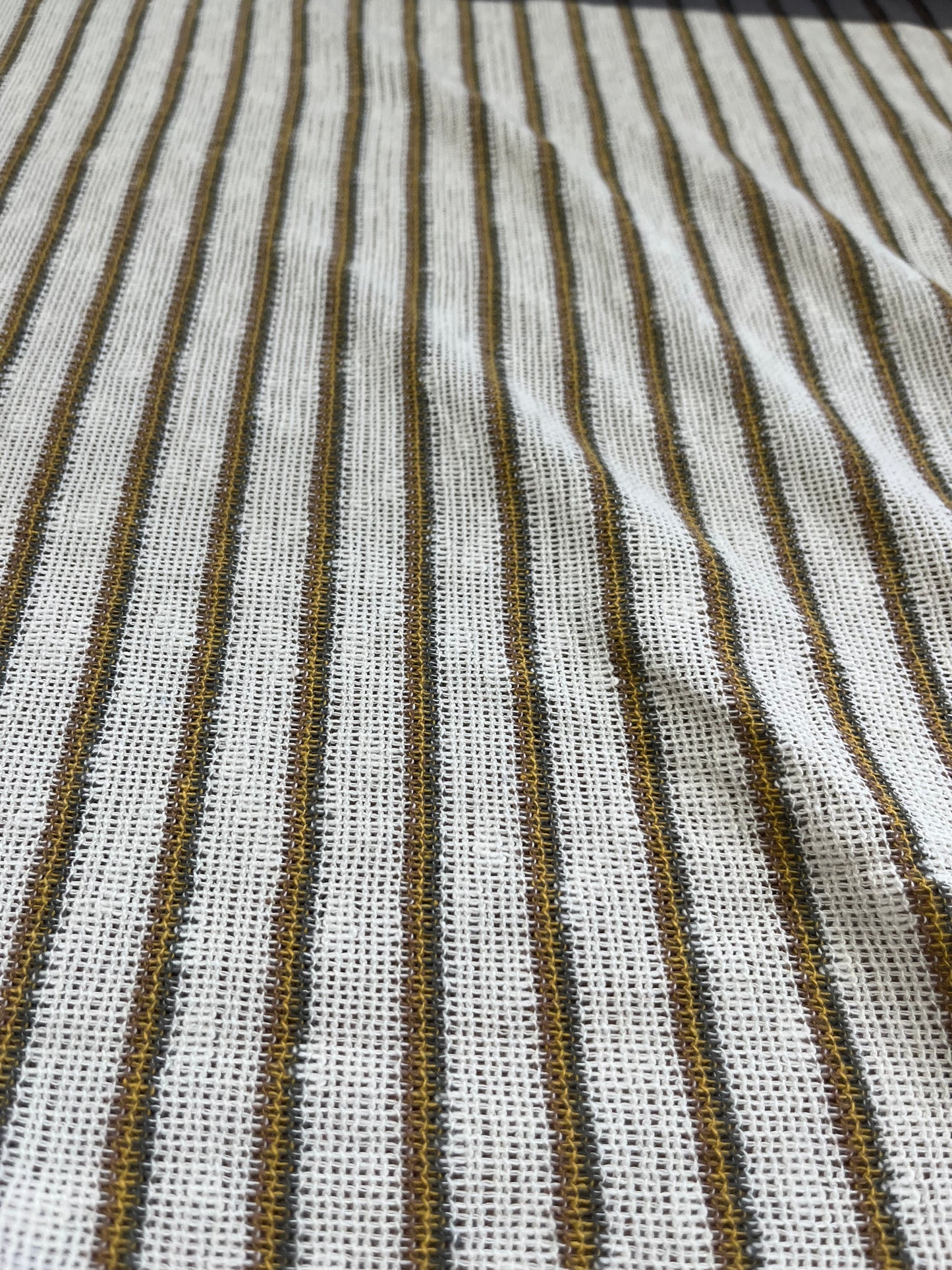 H01 heavy cotton gaze stripes beige/curry