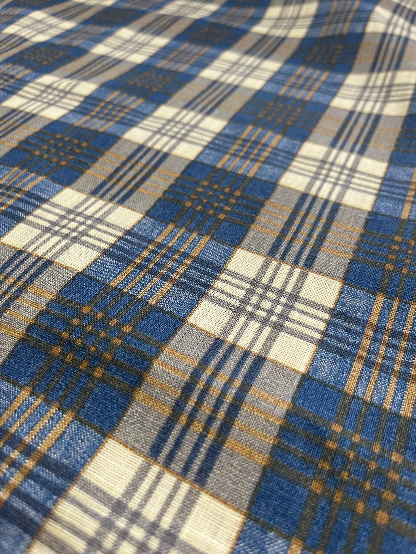 B02 linen check