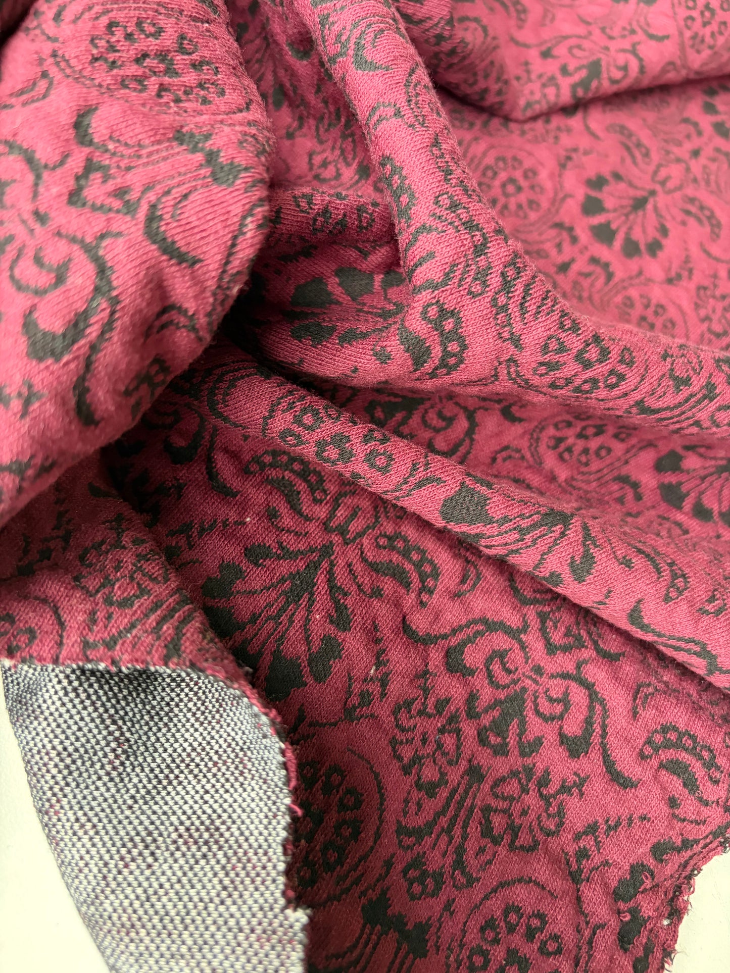 JOEL 016 framboise/black jersey jacquard