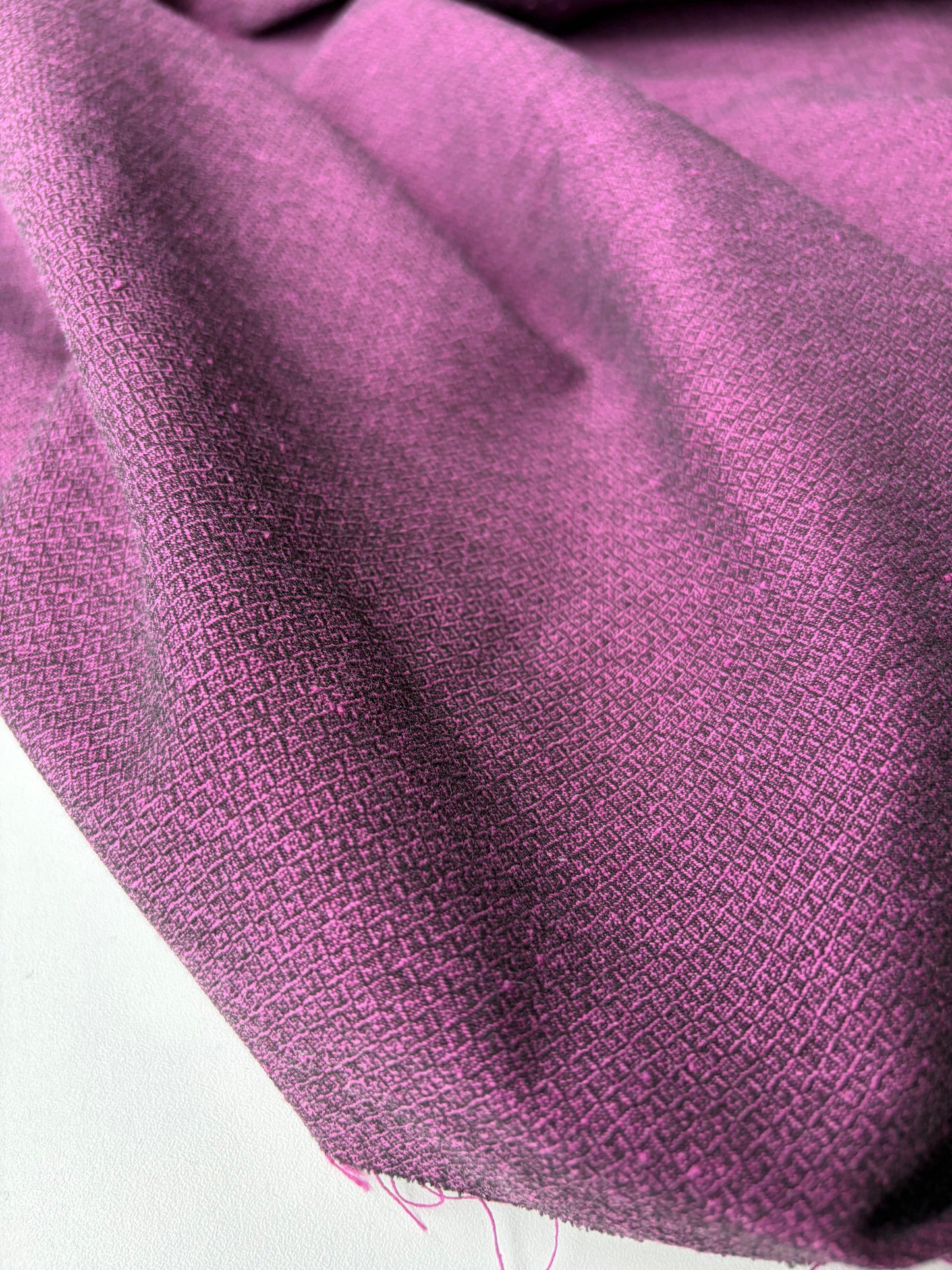JOEL 017 framboise coloured stretch fabric