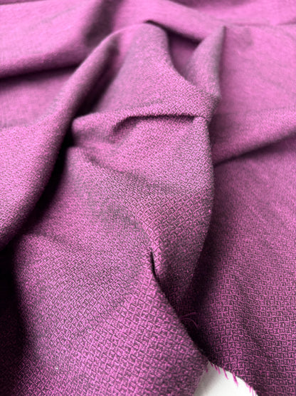 JOEL 017 framboise coloured stretch fabric